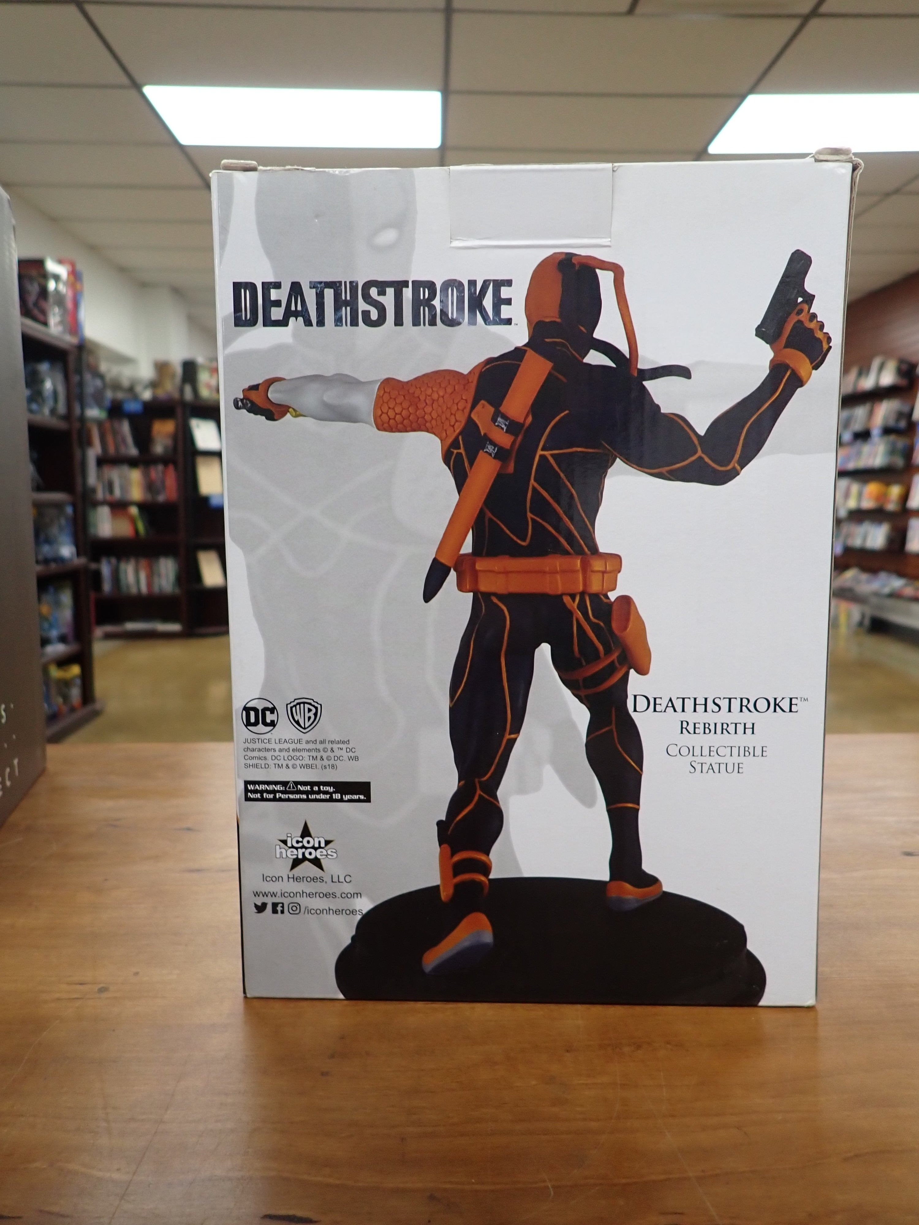 Deathstroke Rebirth Statue