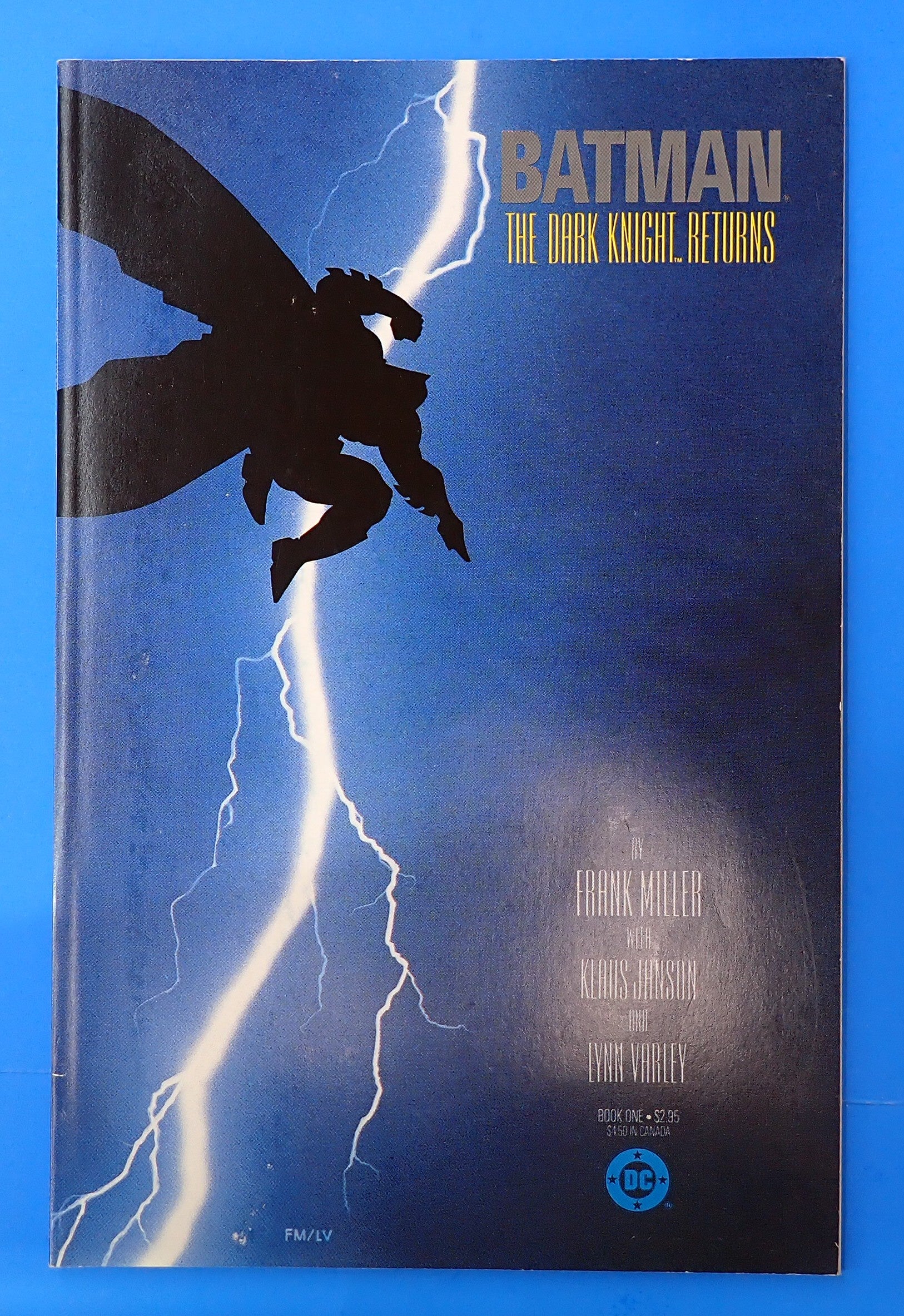 Batman: The Dark Knight Returns #1 (1986) - FN/VF- (7.0-7.5) - 1st App. Carrie Kelley