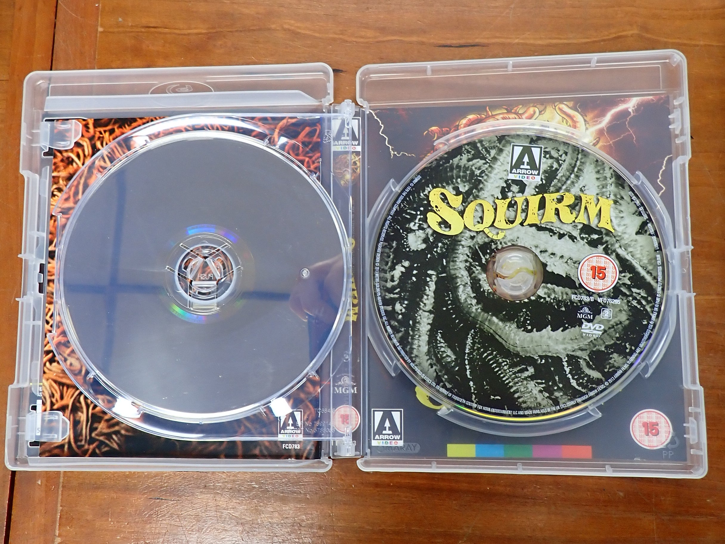 Squirm - Blu-Ray [Pre-Owned]
