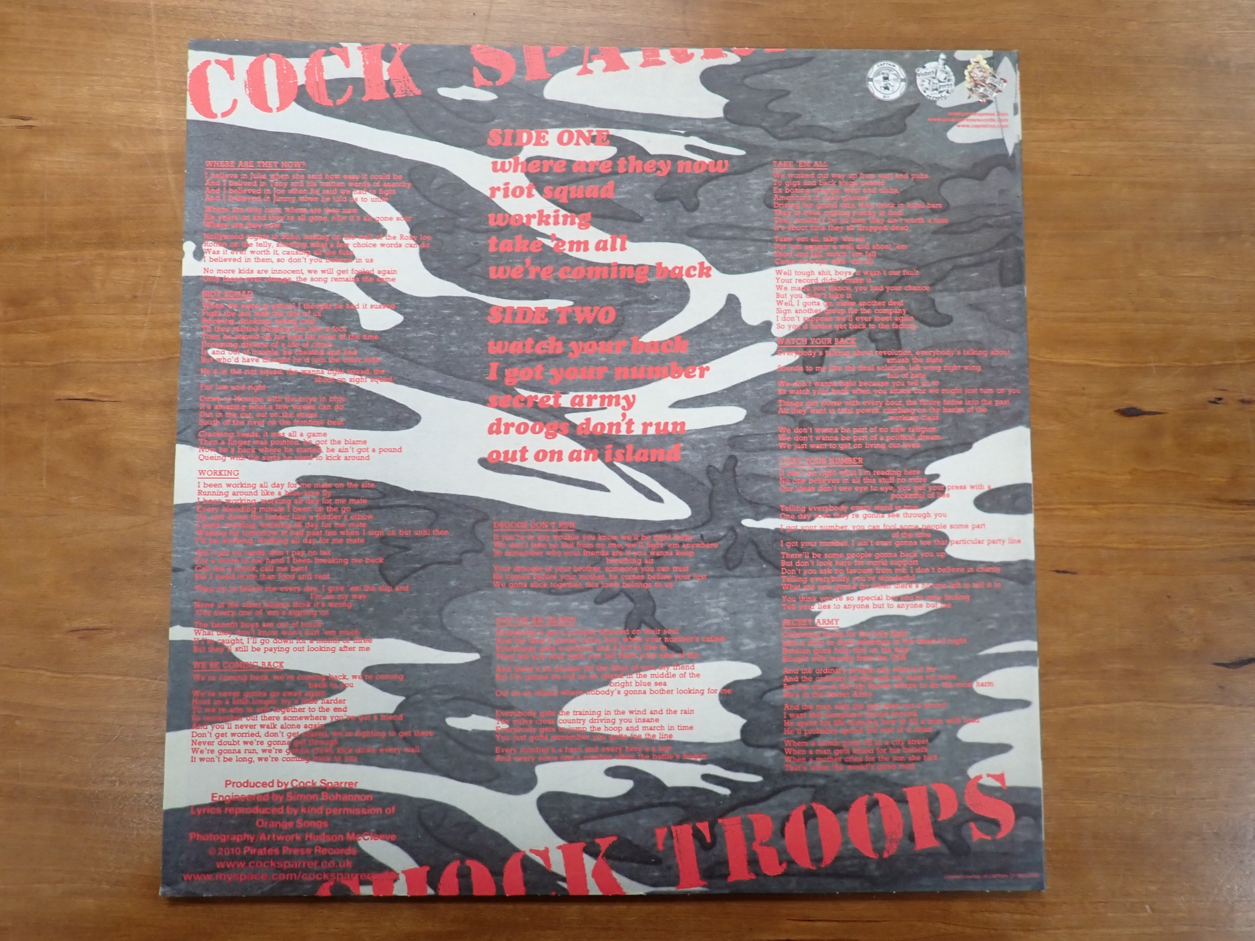 Cock Sparrer – Shock Troops