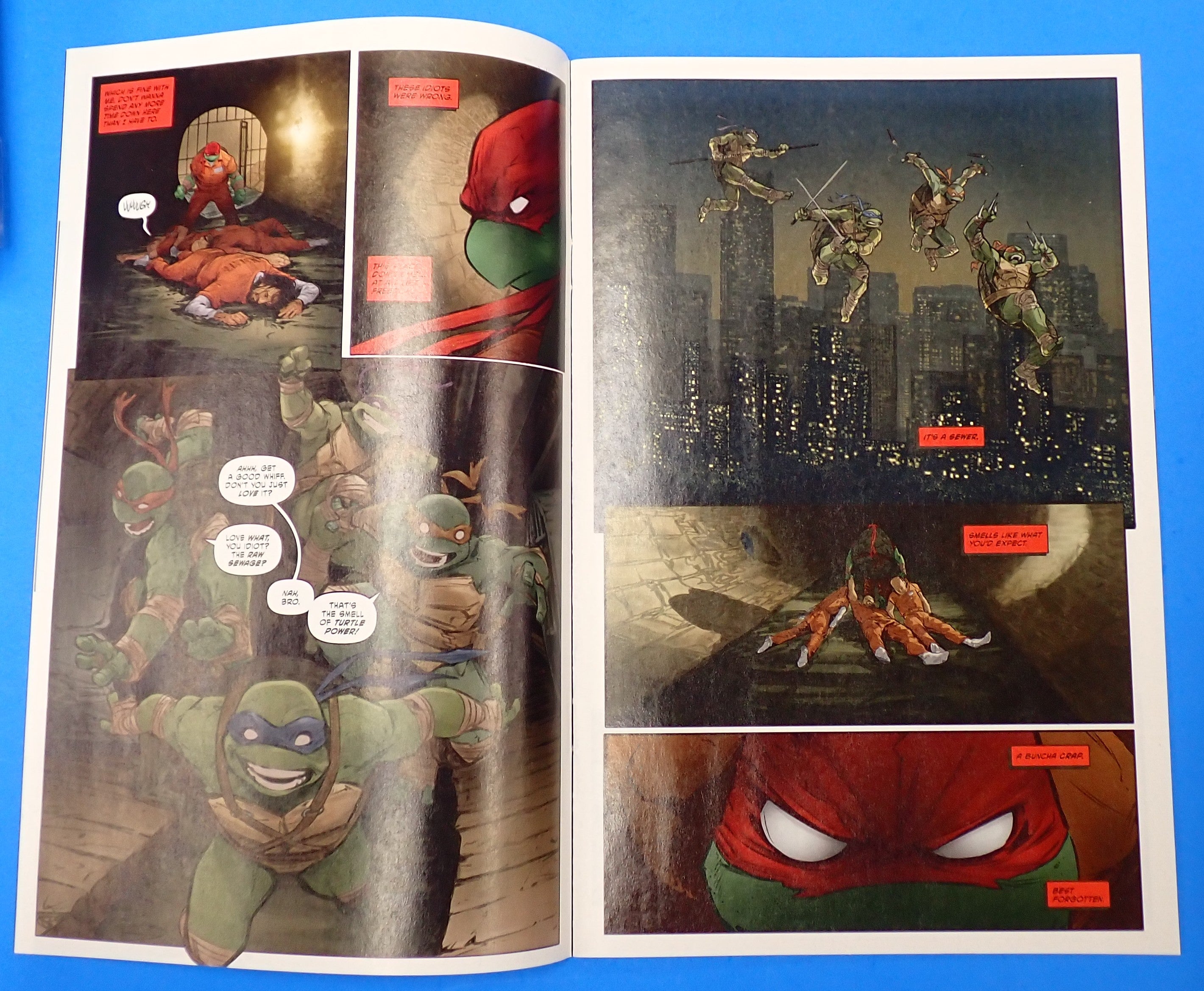 TMNT #1 (2024) - NM (9.4) - Battle Damaged Tyler Kirkham Variant w/ COA