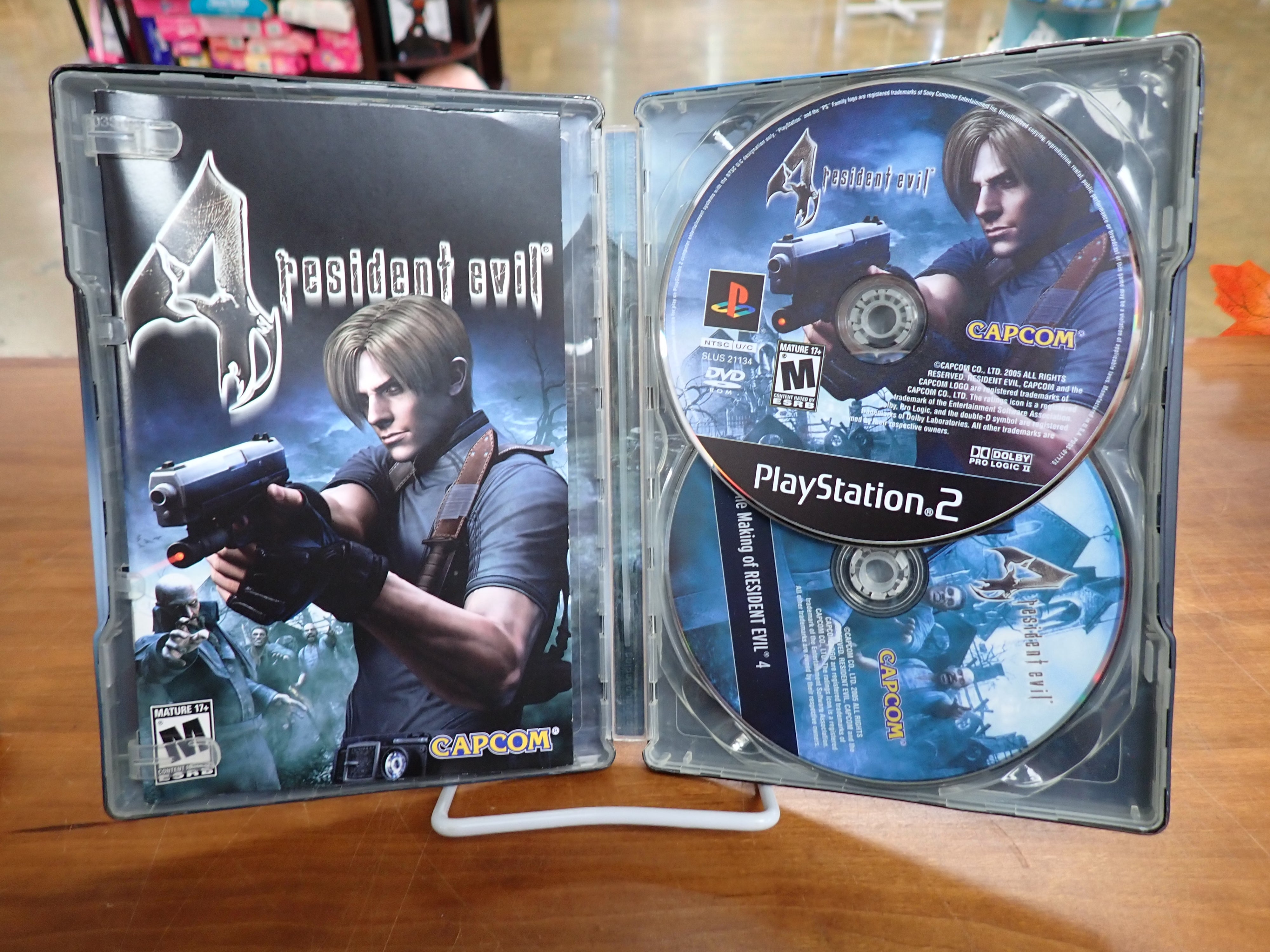 Resident Evil: 4- Premium Edition - PS2