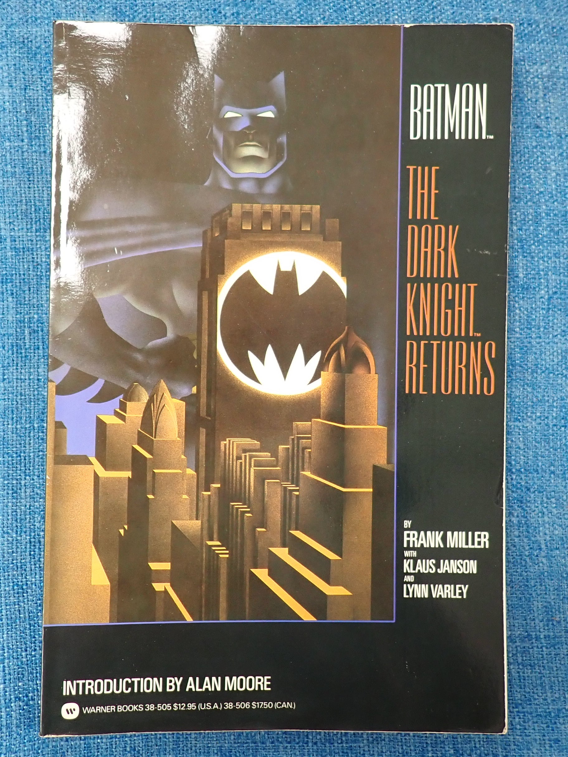 Batman The Dark Knight Returns Vol 1 TPB [Pre-Owned]