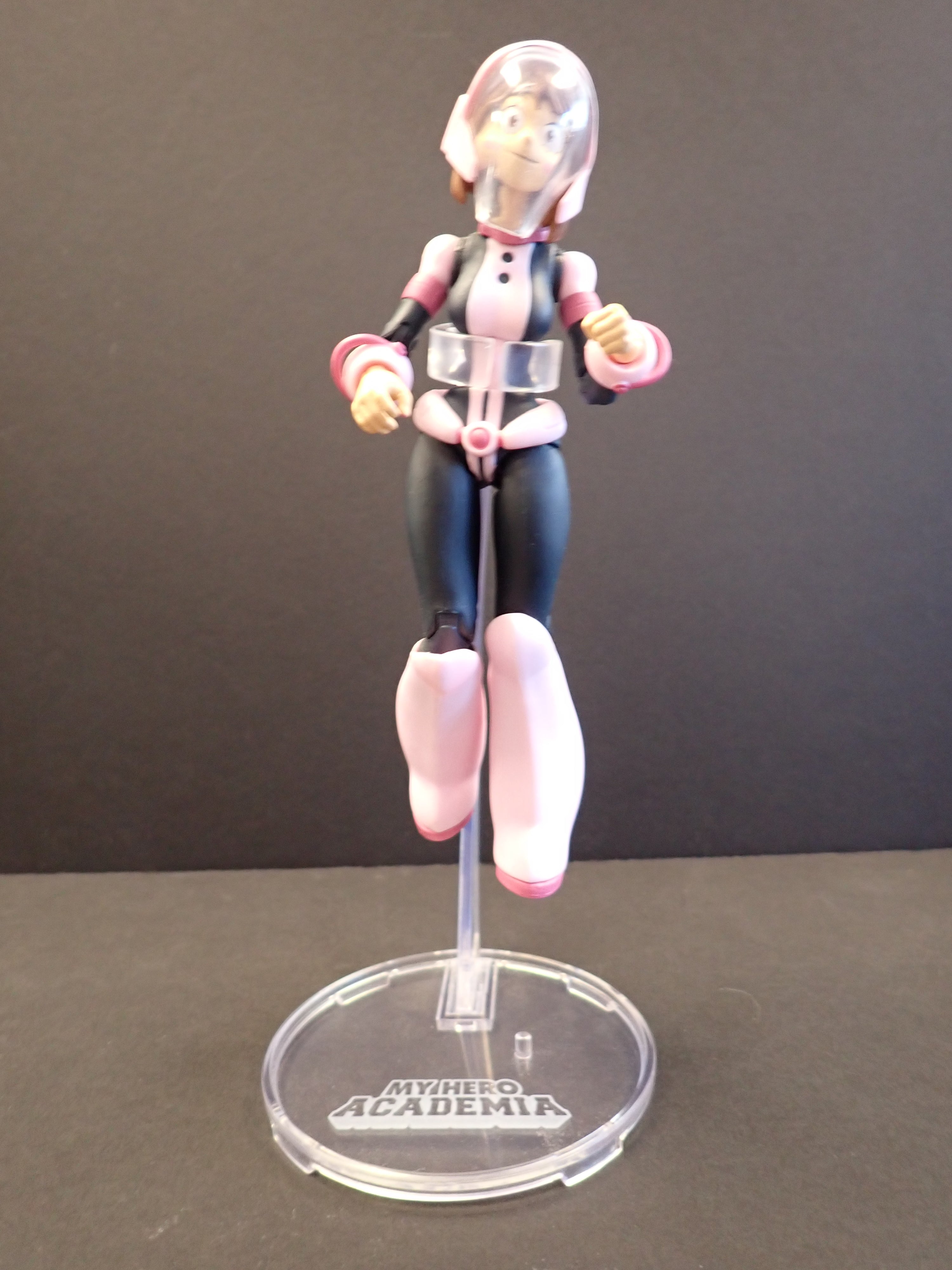 Ochaco Uraraka Figure 6" (MISSING ACSESSORIES)