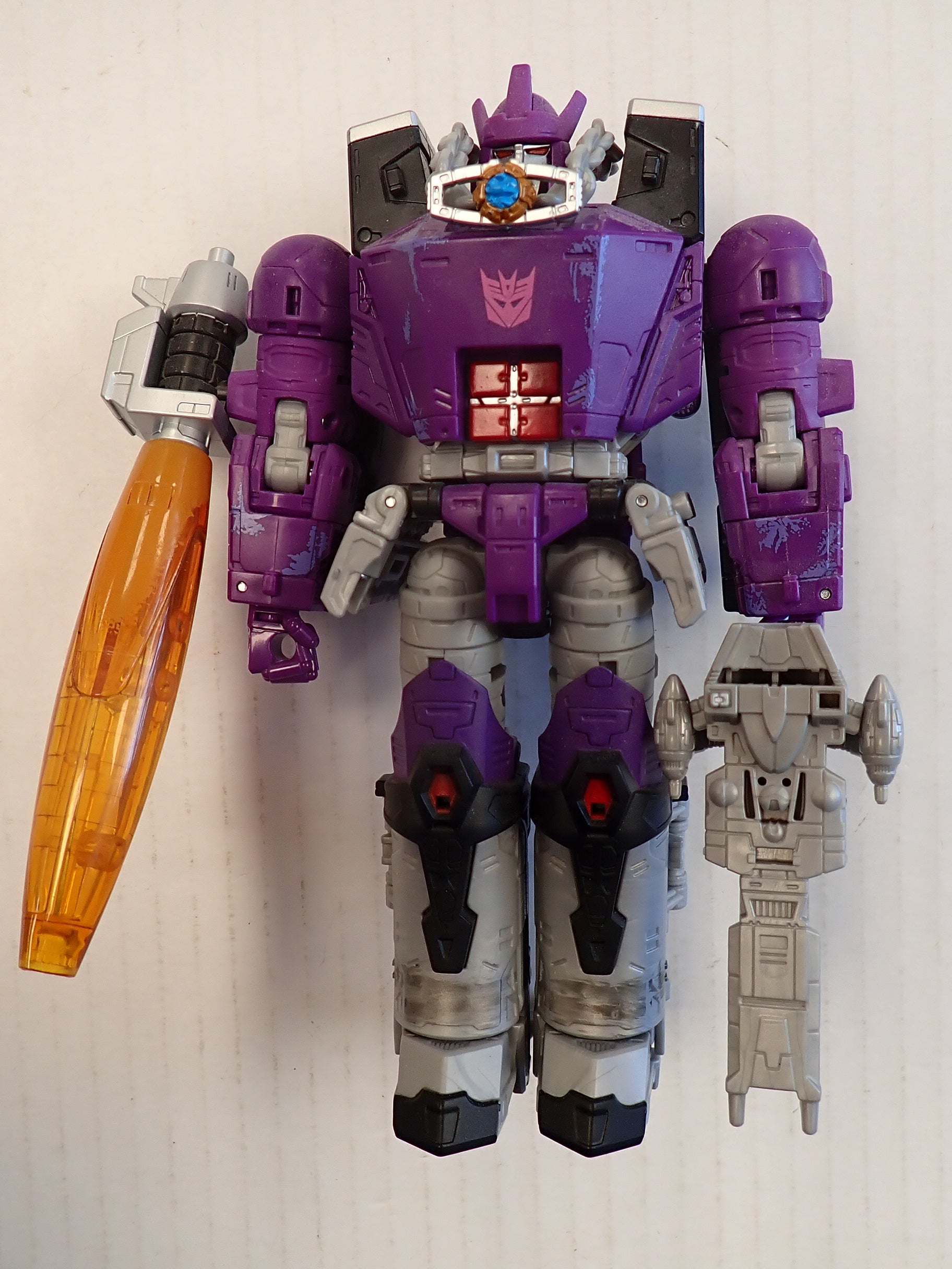 Generations War for Cybertron - Kingdom Leader Galvatron (Battle Damage Edition) (Loose) [Pre-Owned]