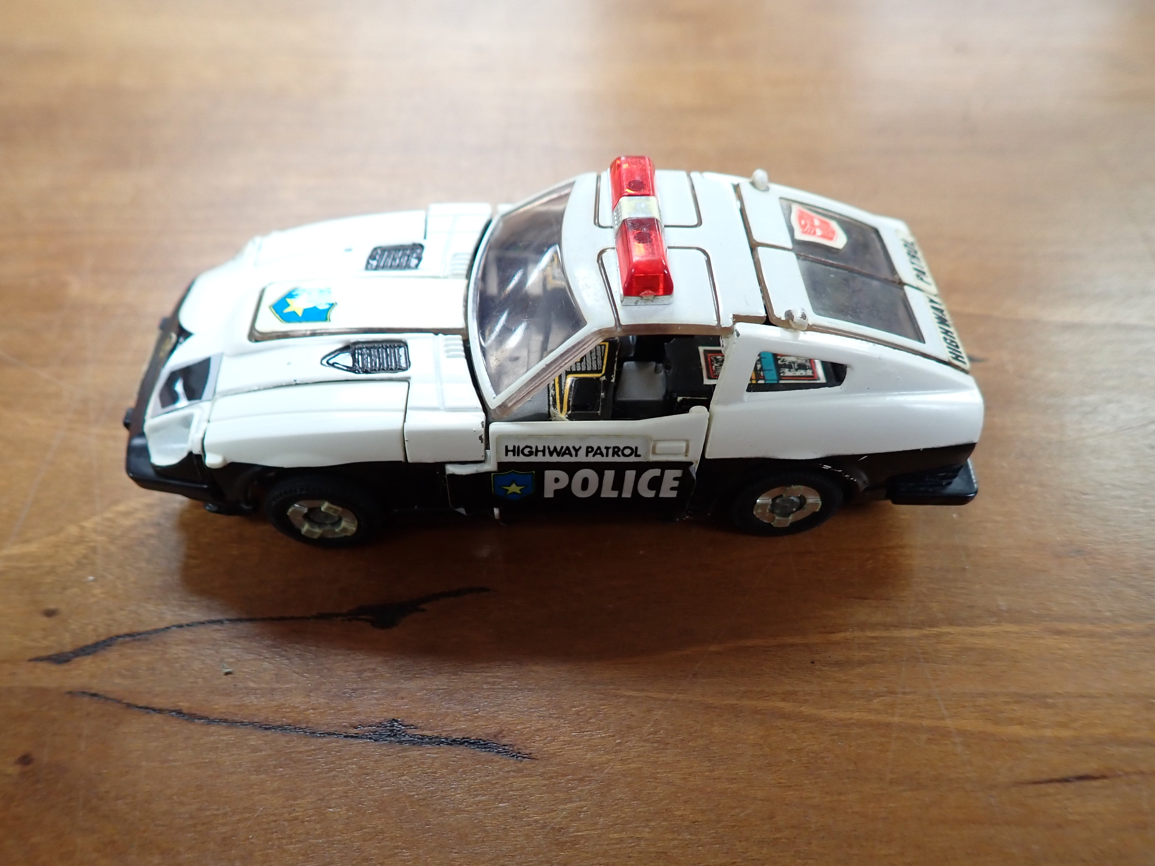 Prowl G1 1984 (INCOMPLETE)
