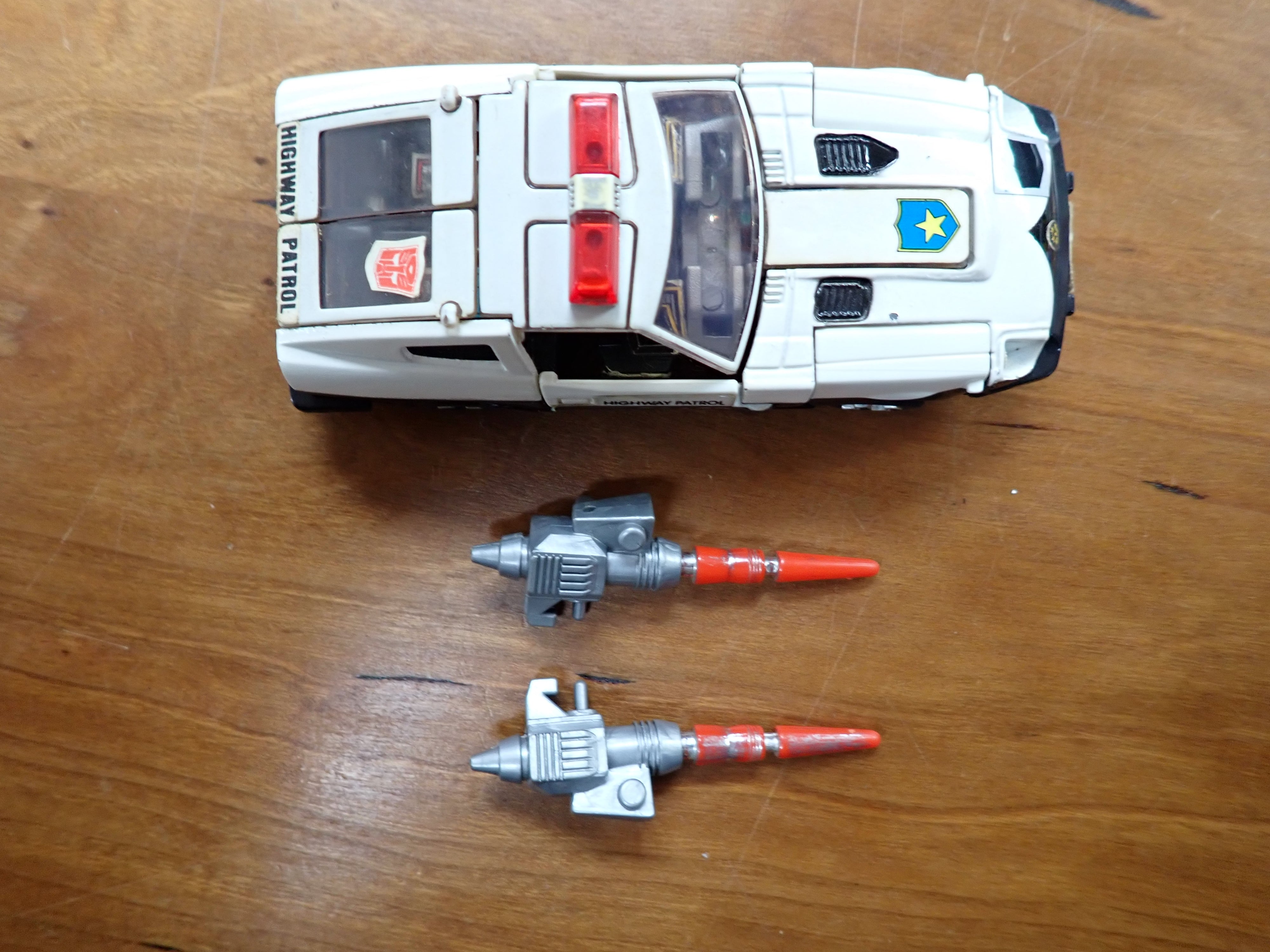 Prowl G1 1984 (INCOMPLETE) – Infinity Flux