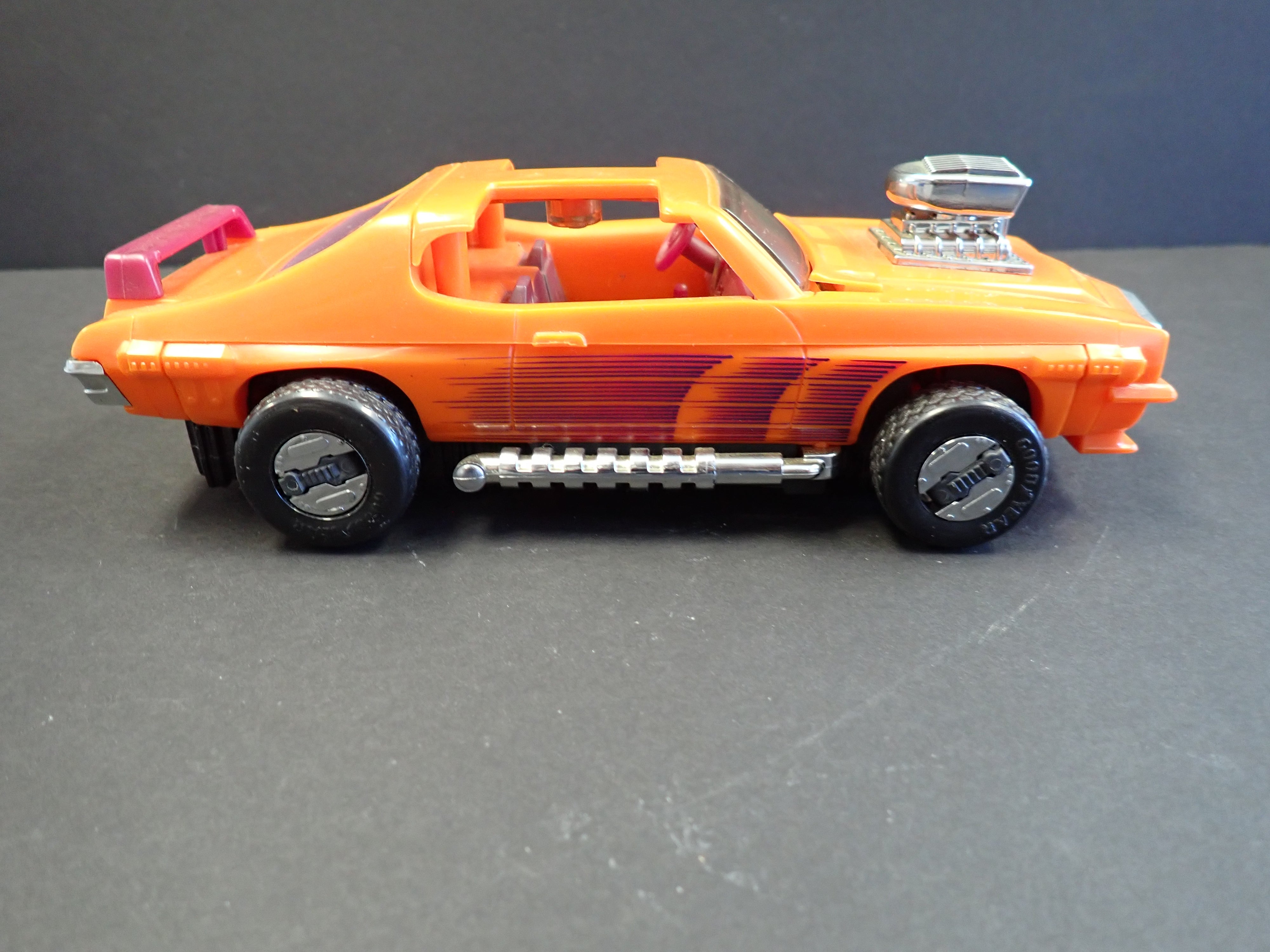 M.A.S.K. Stinger (COMPLETE)