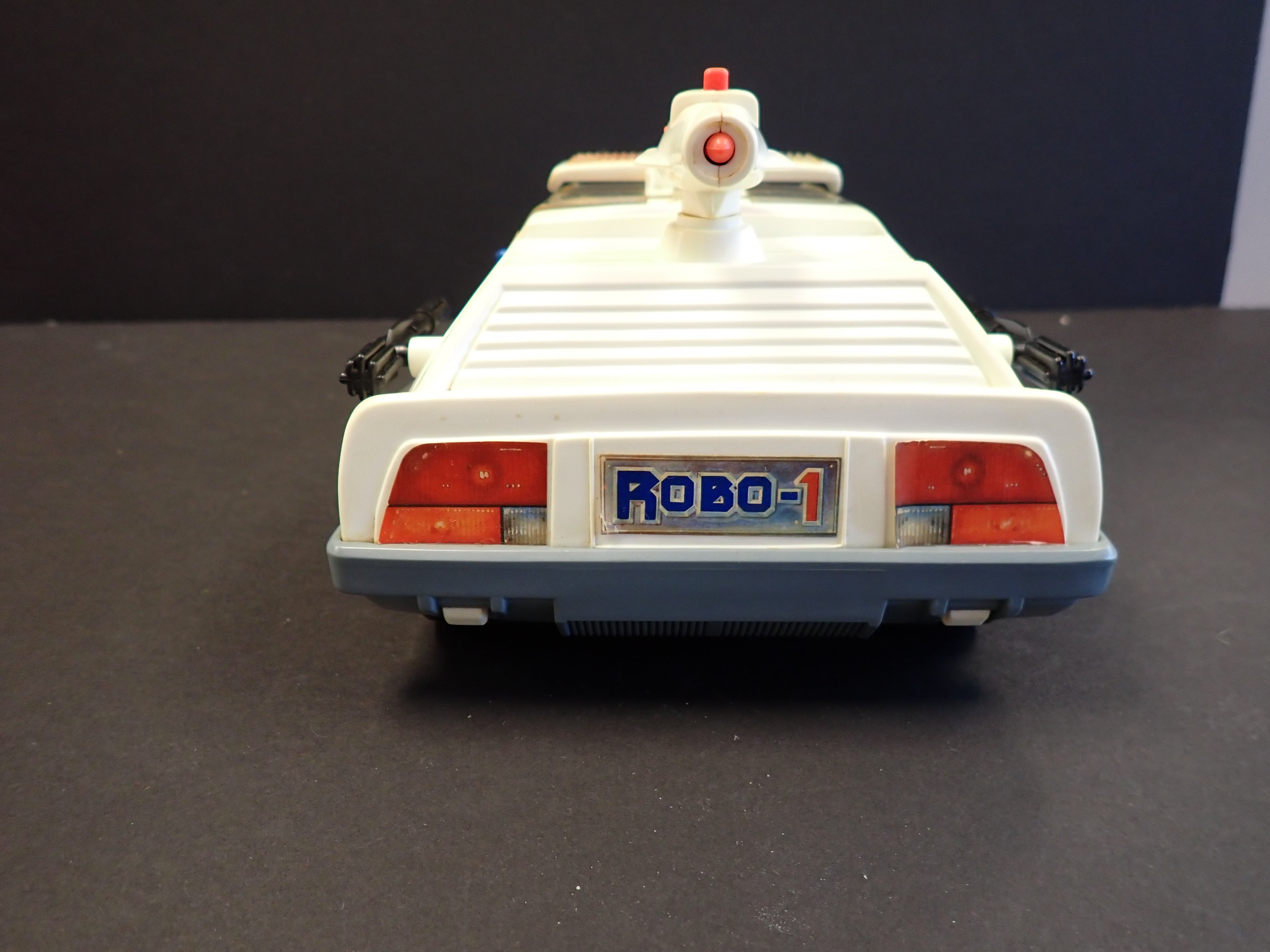 Robocop Police Car 1988 – Infinity Flux