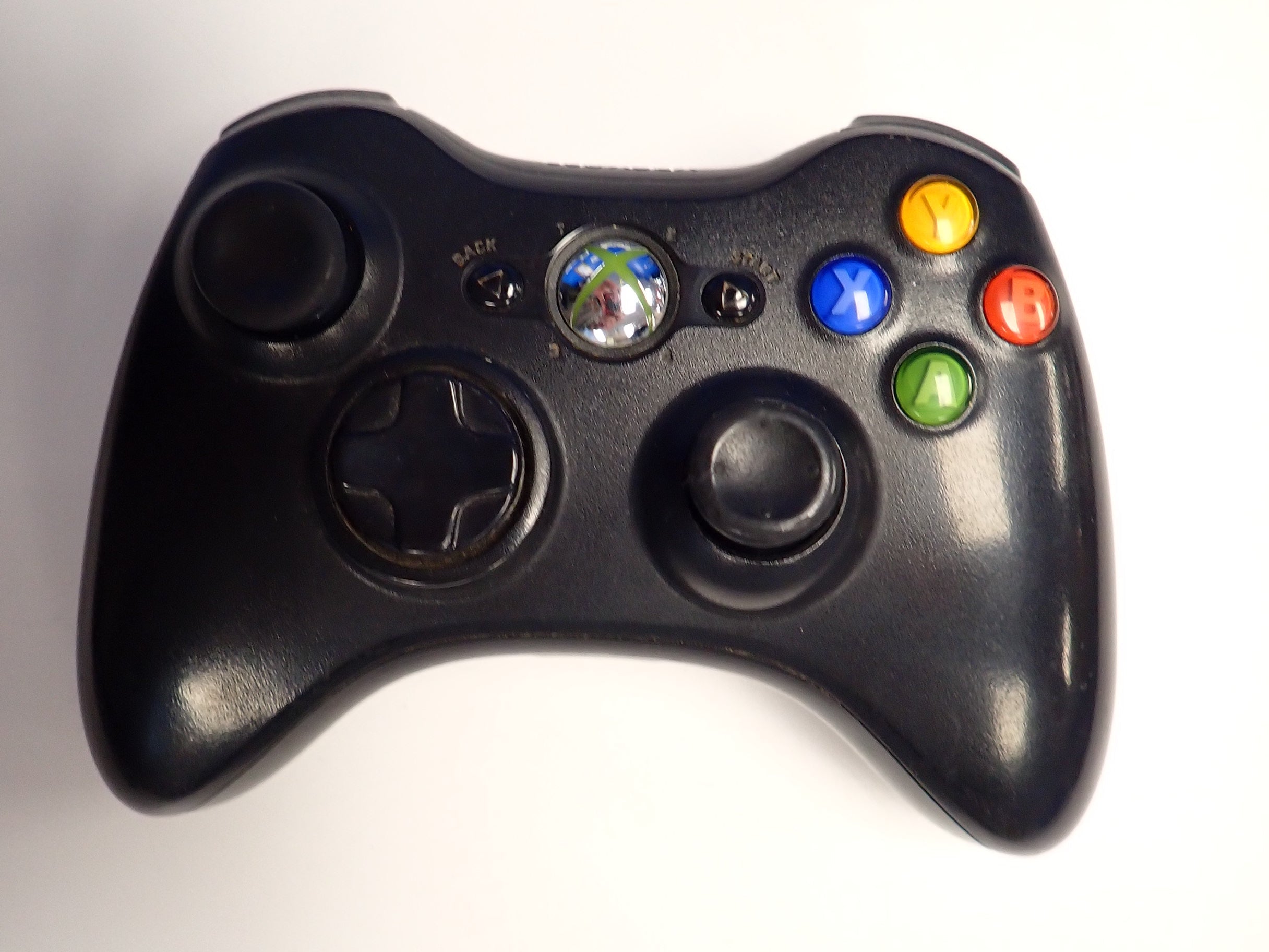 Xbox 360 S (250 GB) - Black [Pre-Owned]