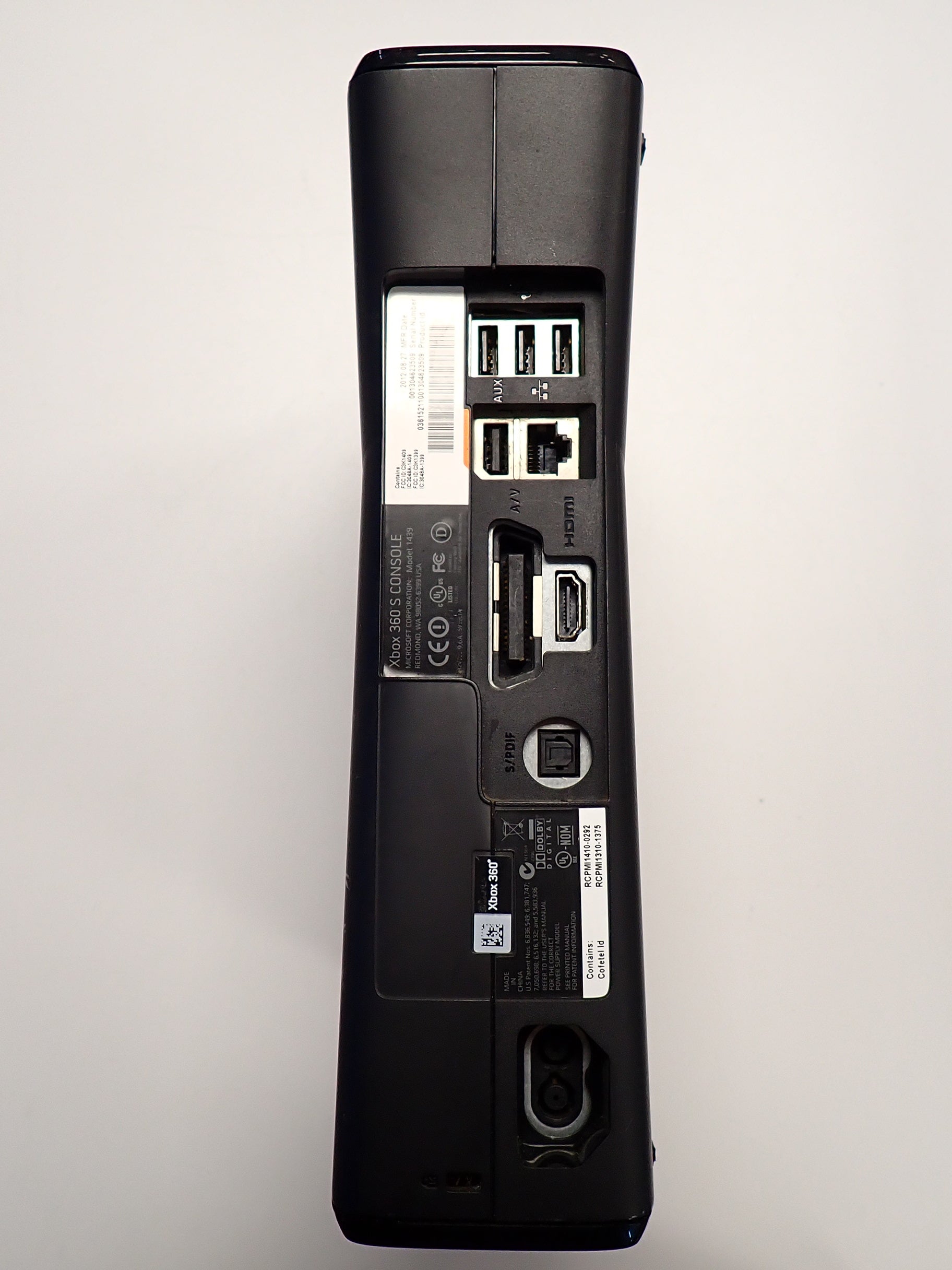 Xbox 360 S (250 GB) - Black [Pre-Owned]