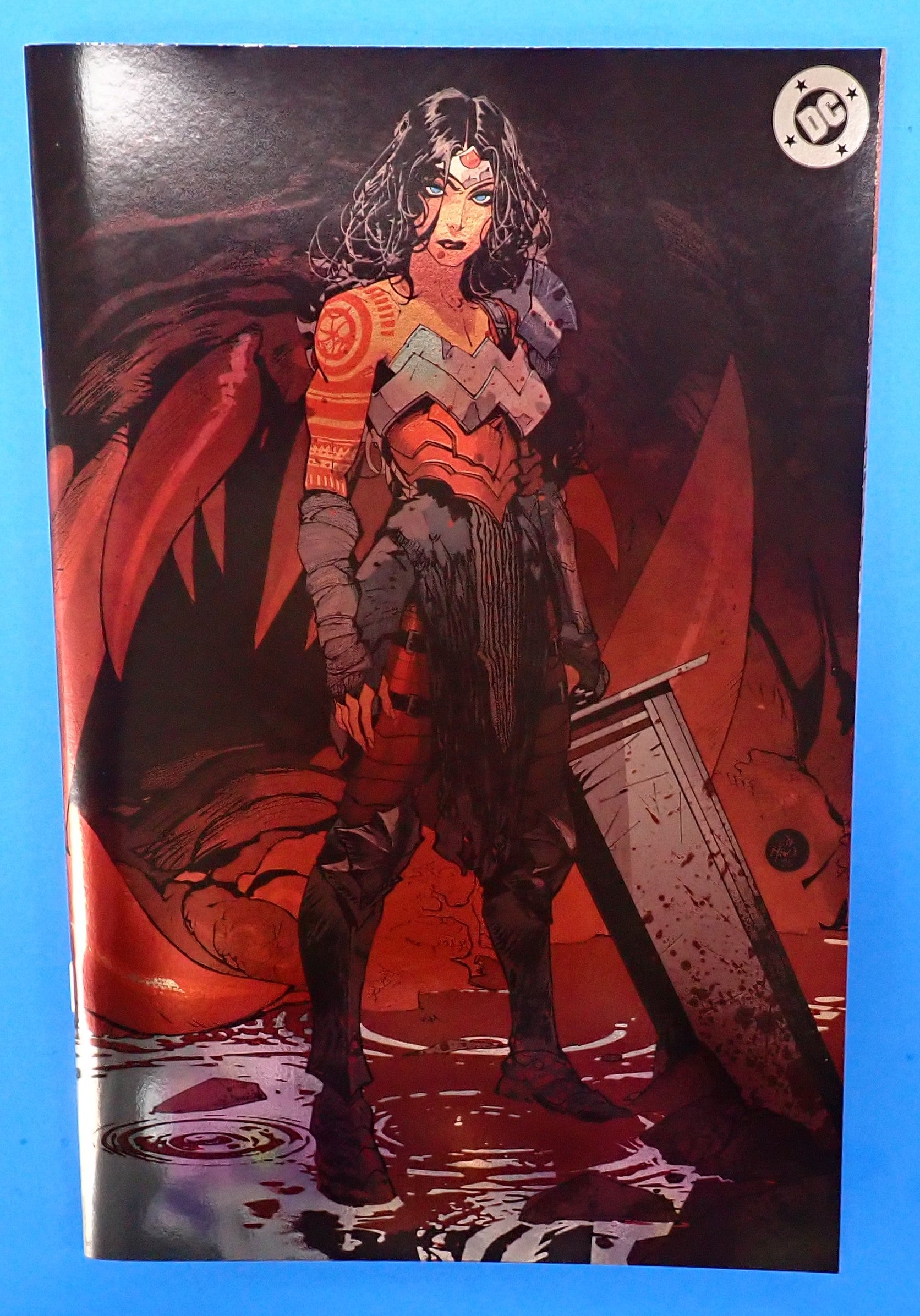 Absolute Wonder Woman #1 (2025) - NM+ (9.4) - Dan Mora Foil Variant