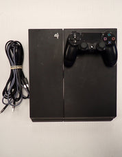 PlayStation 4 (Standard) [Pre-Owned]