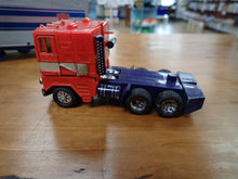 Load image into Gallery viewer, Optimus Prime G1 1985
