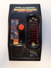 Battlestar Galactica Space Alert Electronic Game [Pre-Owned]
