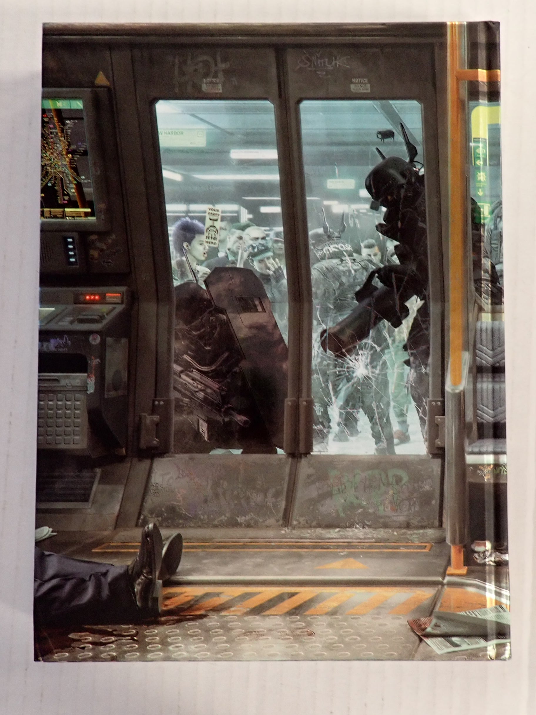 Cyberpunk 2077 - Complete Official Guide Collector's Edition [Pre-Owned]