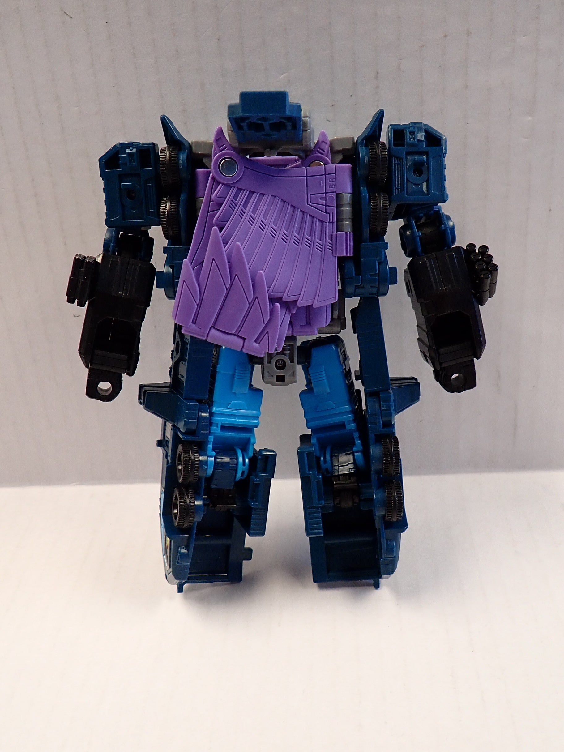 Doubledealer - War for Cybertron: Earthrise (Loose) [Pre-Owned]