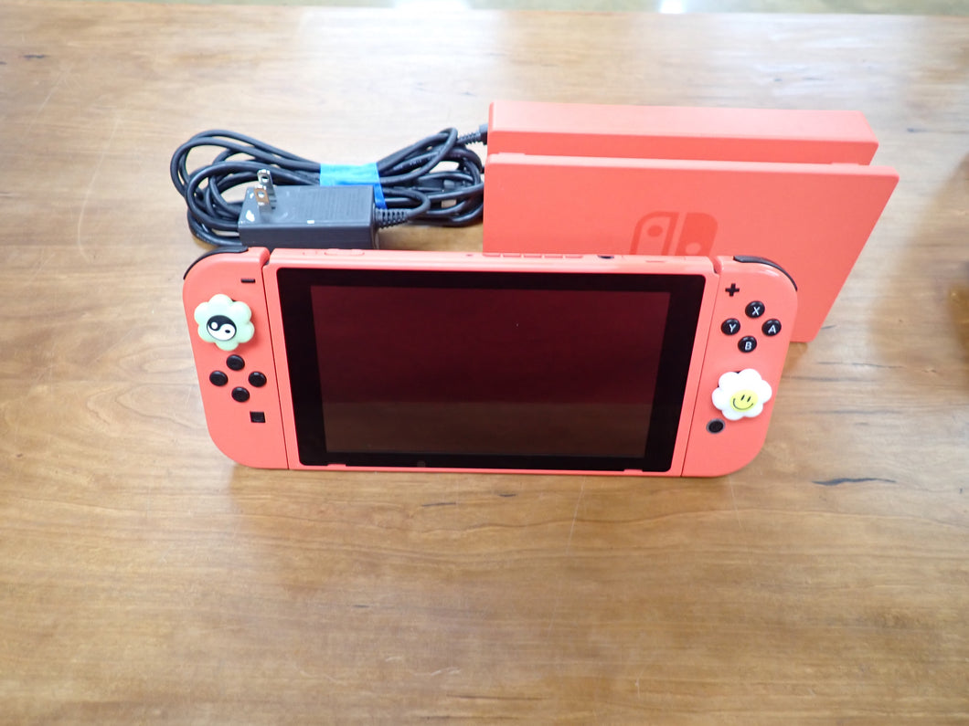 Nintendo Switch - Red