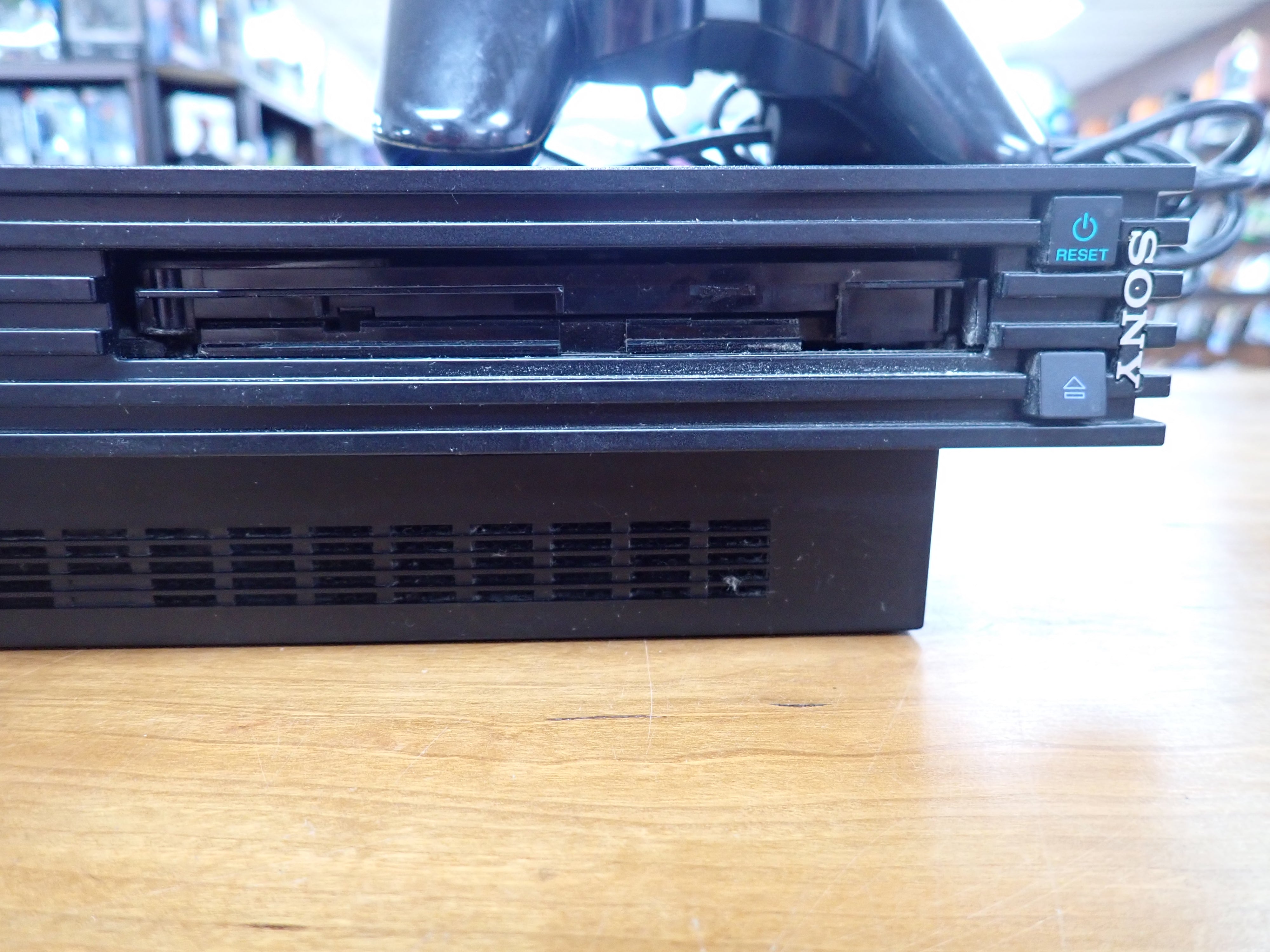 PS2 Console(Broken Disc Cover)
