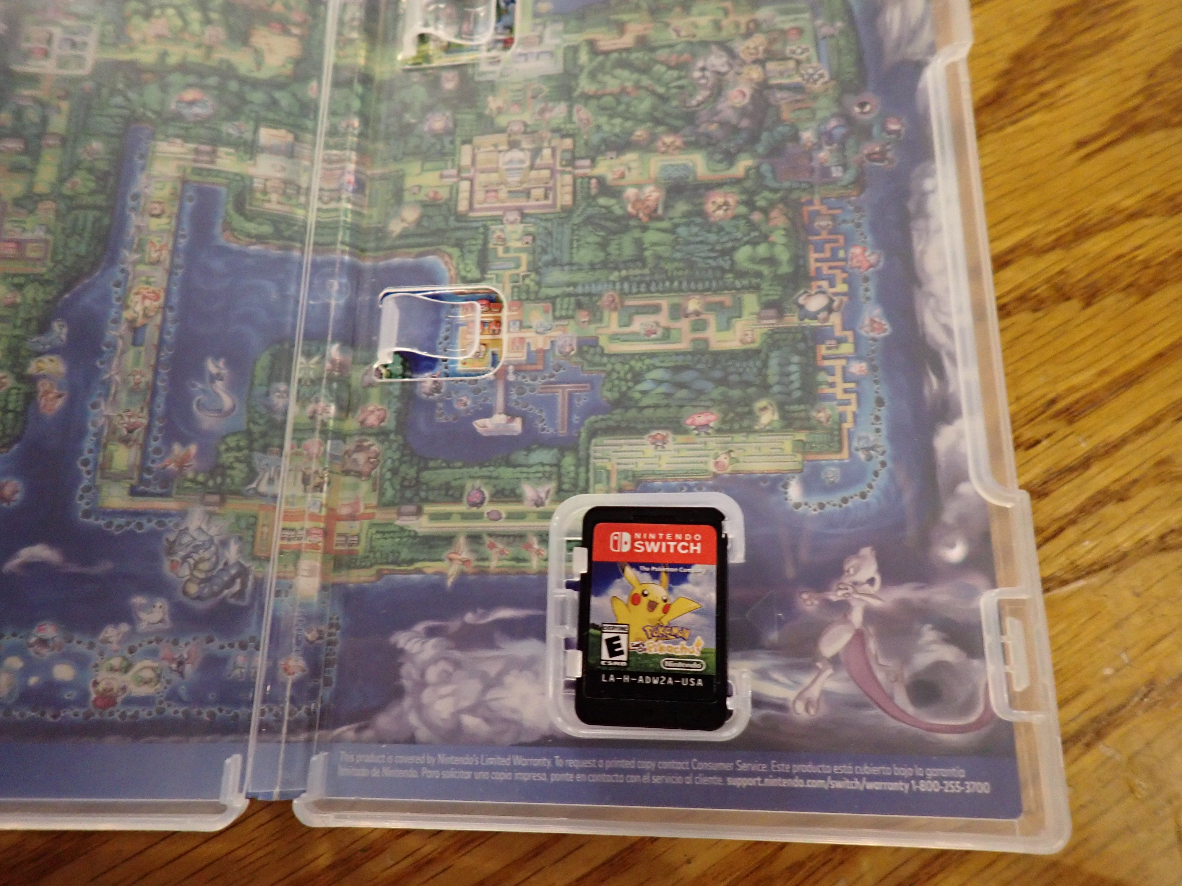 Pokemon Let's Go Pikachu - NS
