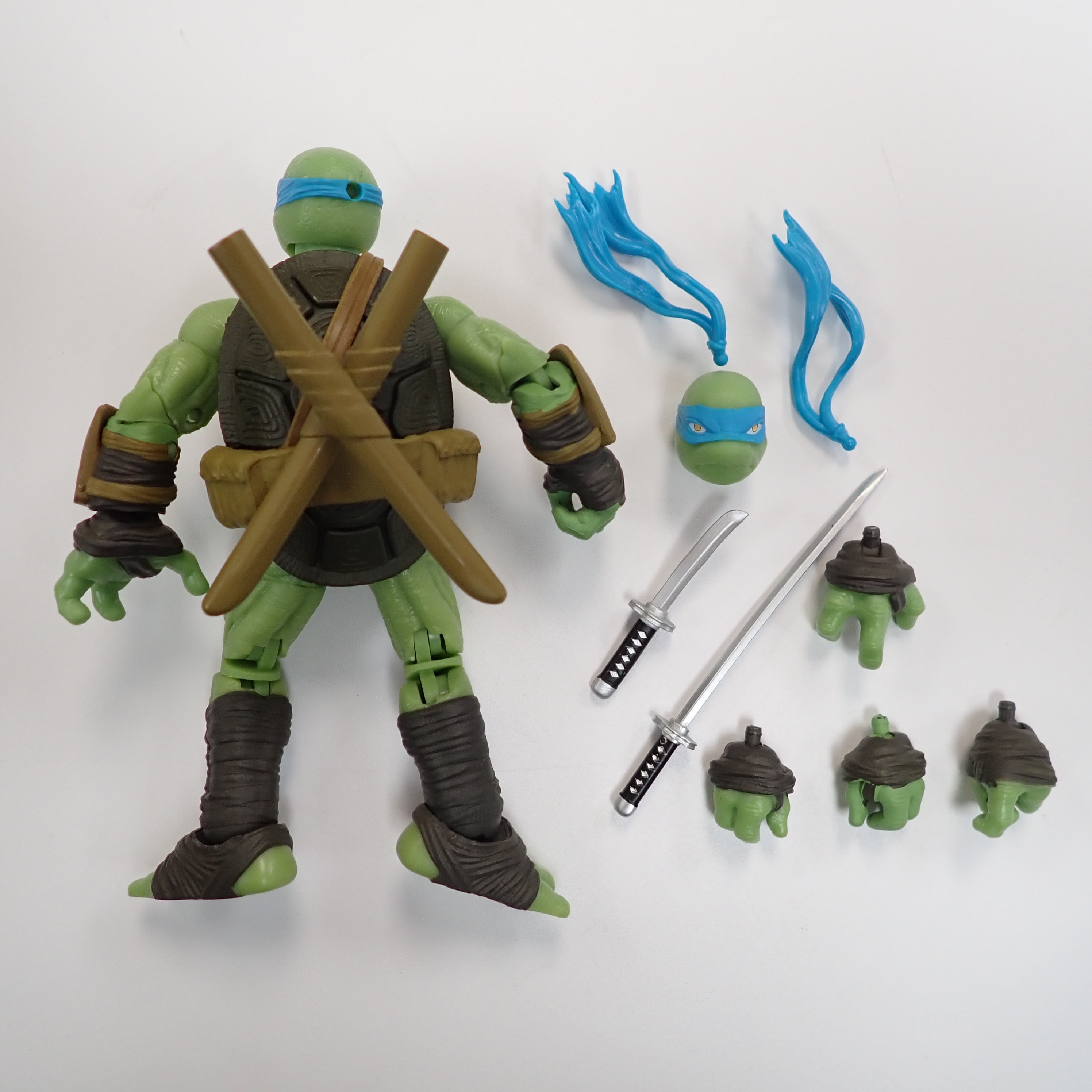 Leonardo - BST AXN IDW Action Figure