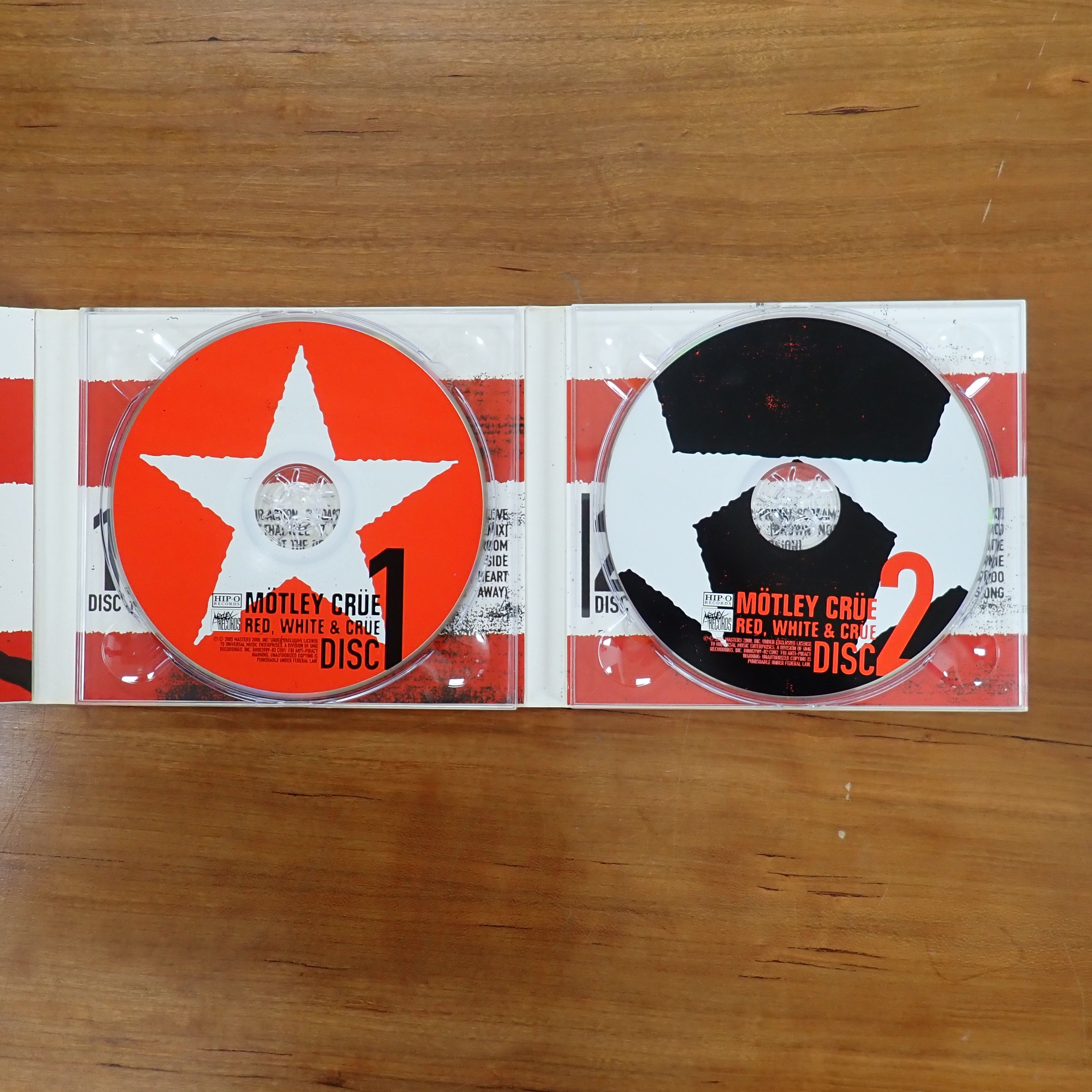 Mötley Crüe – Red, White & Crüe CD