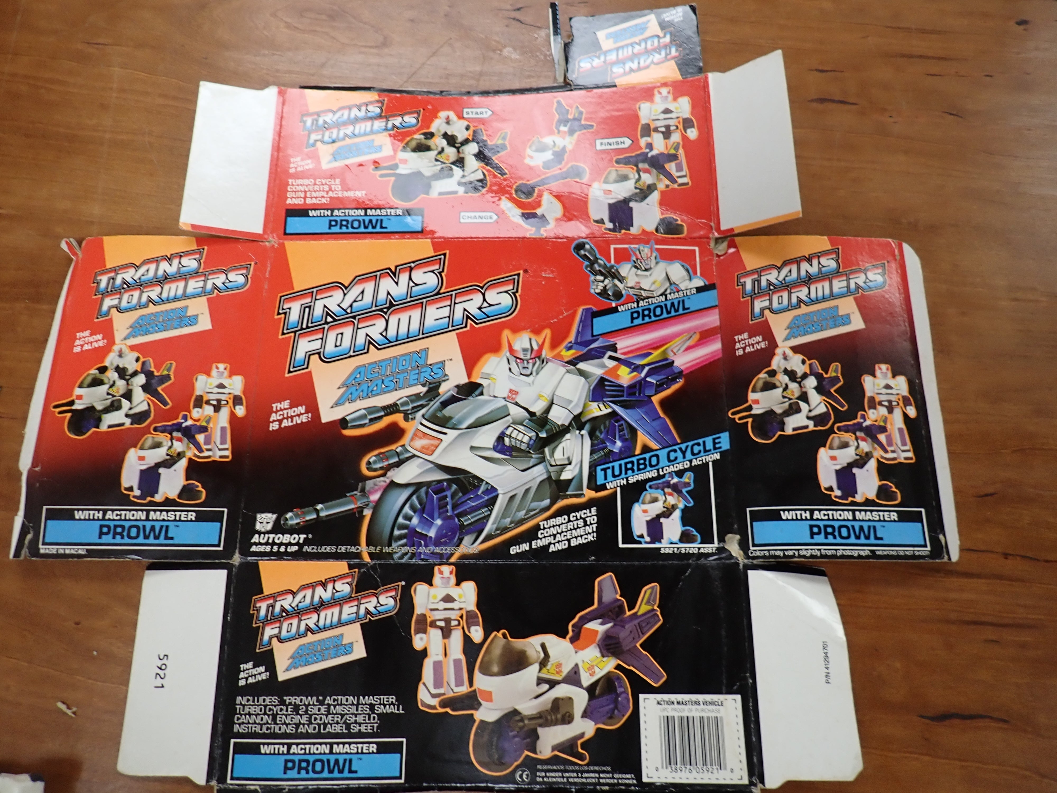 Prowl and Turbocycle G1 1989