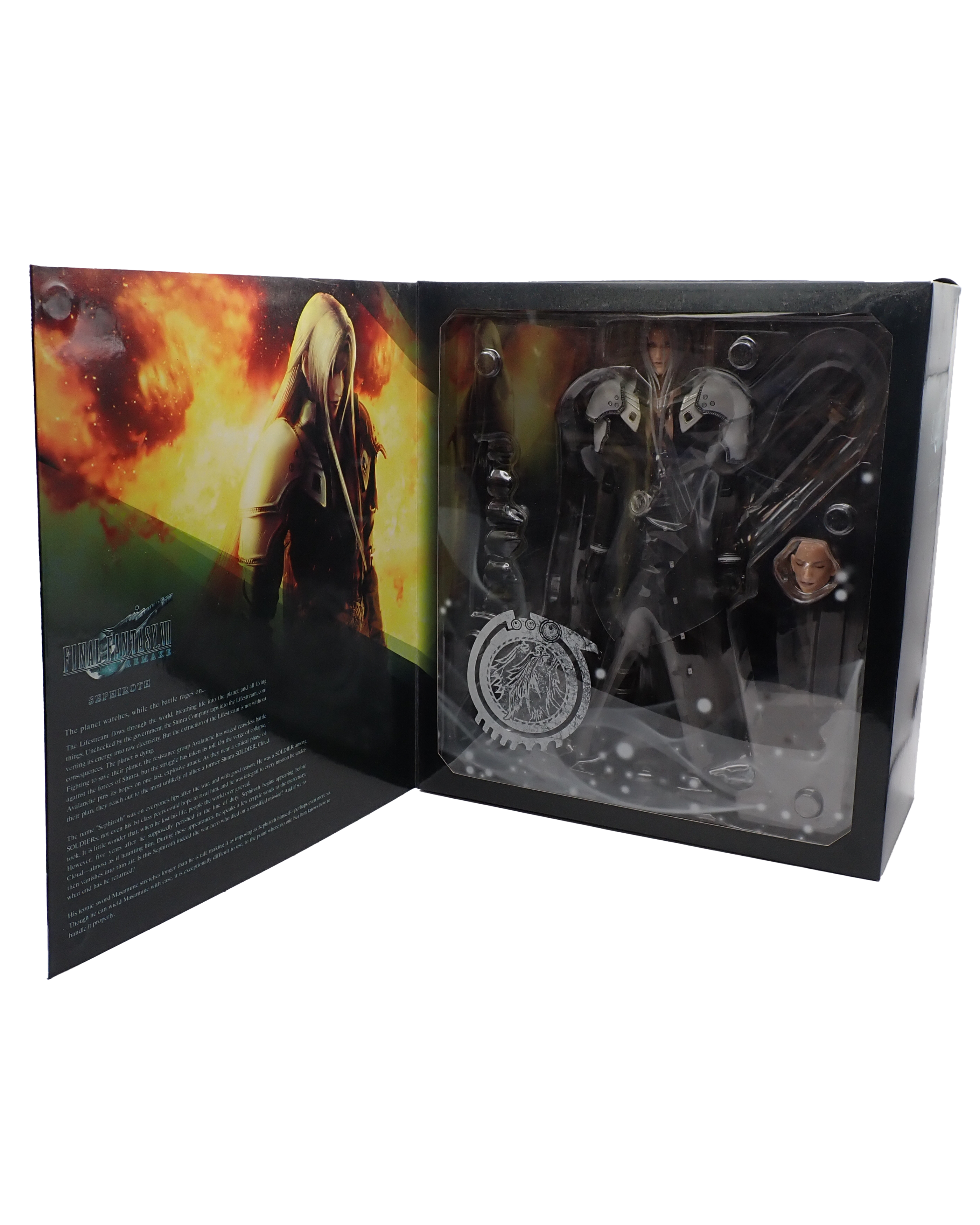 Sephiroth - Play Arts Kai Figure