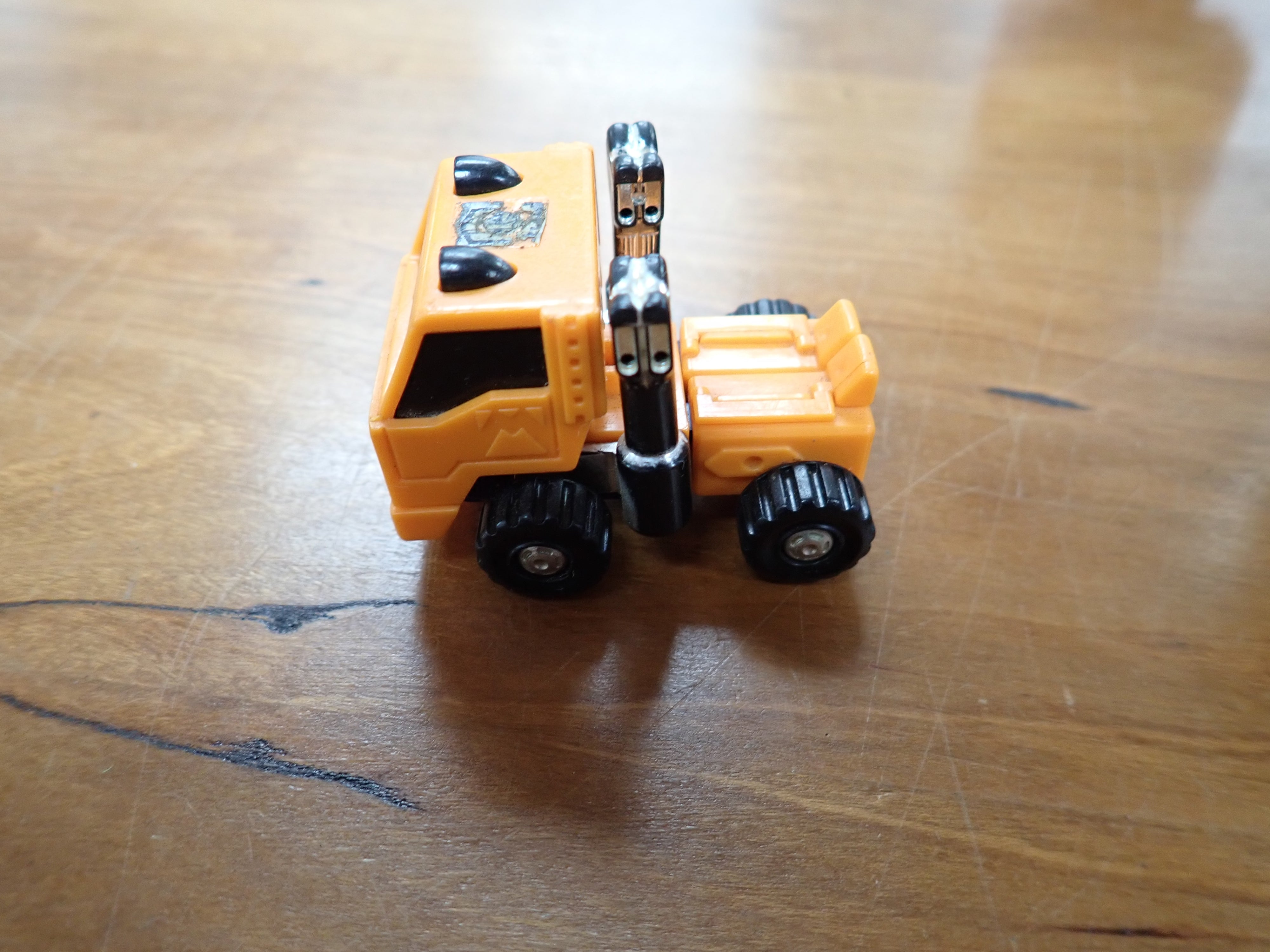 Huffer Gen 1 1987