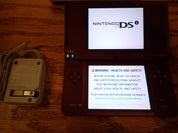 Nintendo DSI XL - Burgundy
