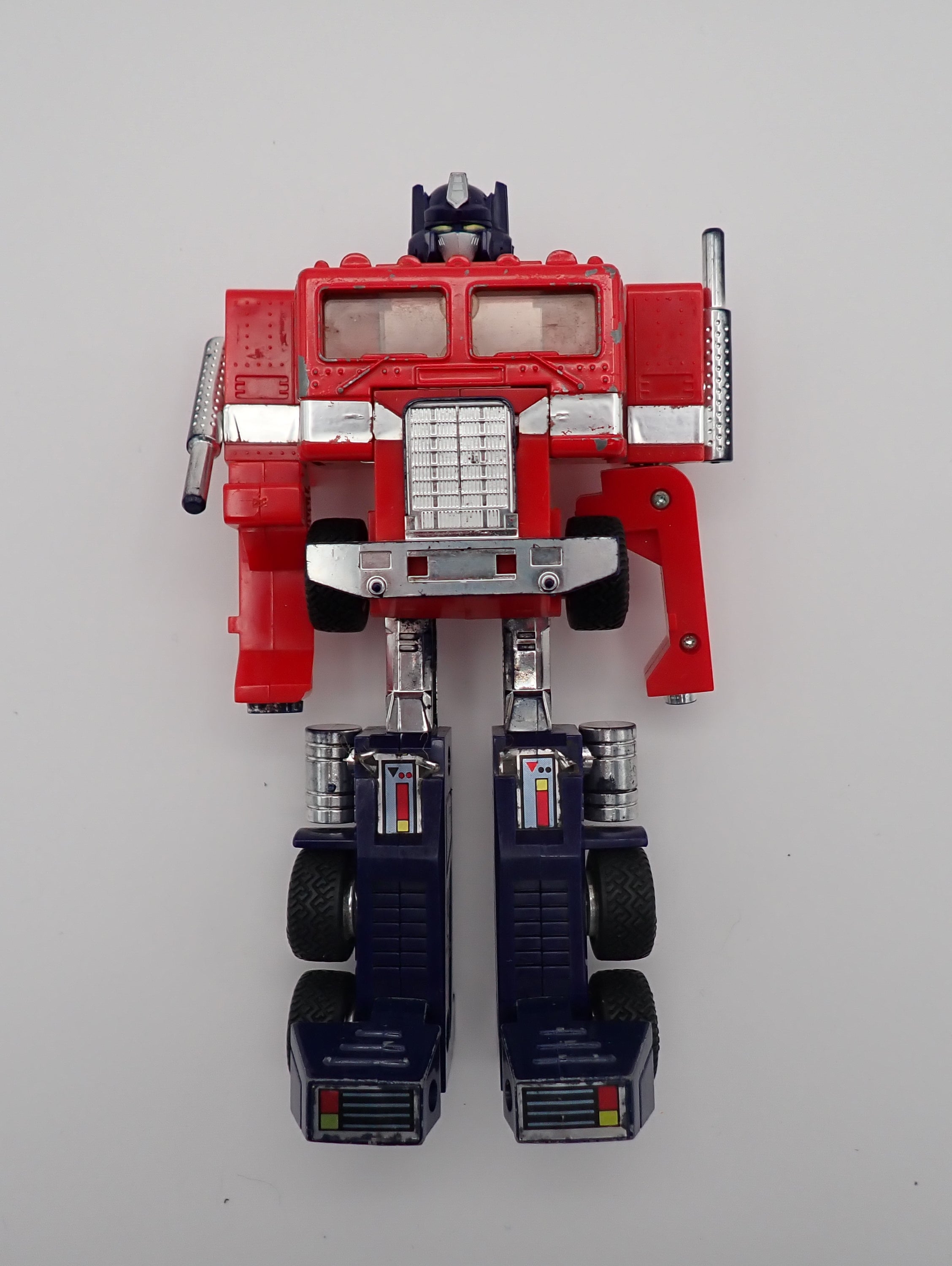 Optimus Prime w/ trailer G1 1984 (INCOMPLETE)