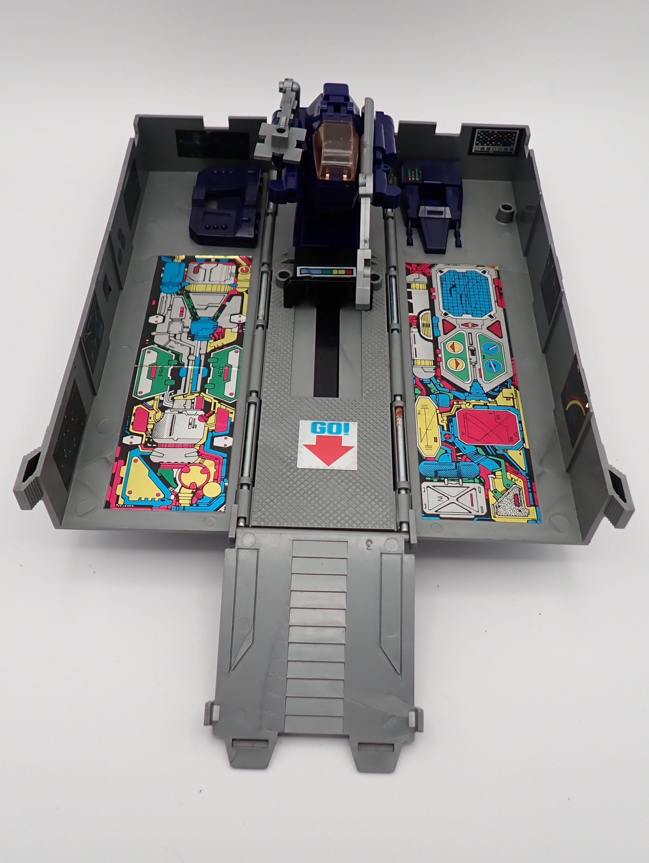 Optimus Prime w/ trailer G1 1984 (INCOMPLETE)