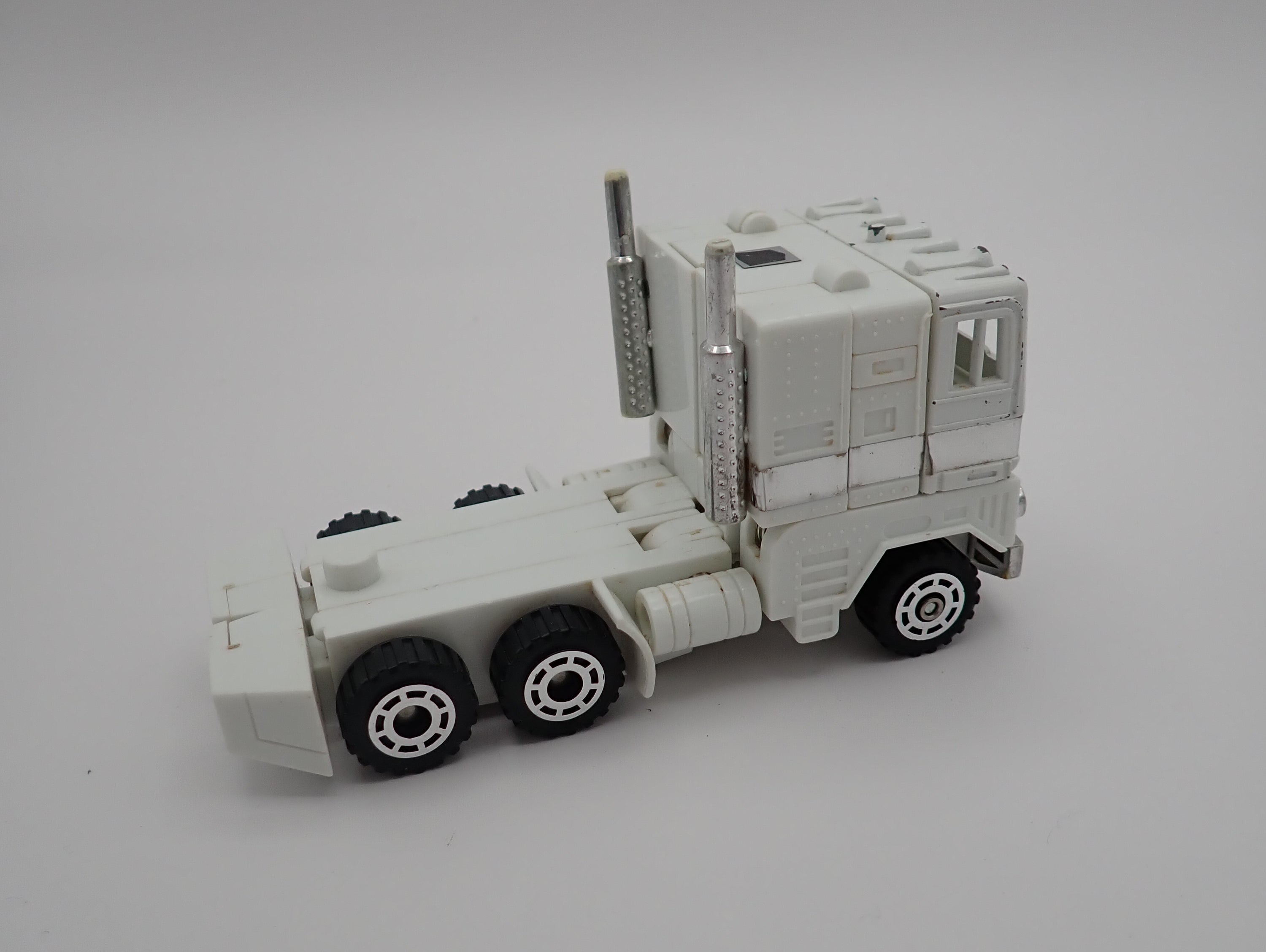 Ultra Magnus G1 1986 (CAB ONLY)