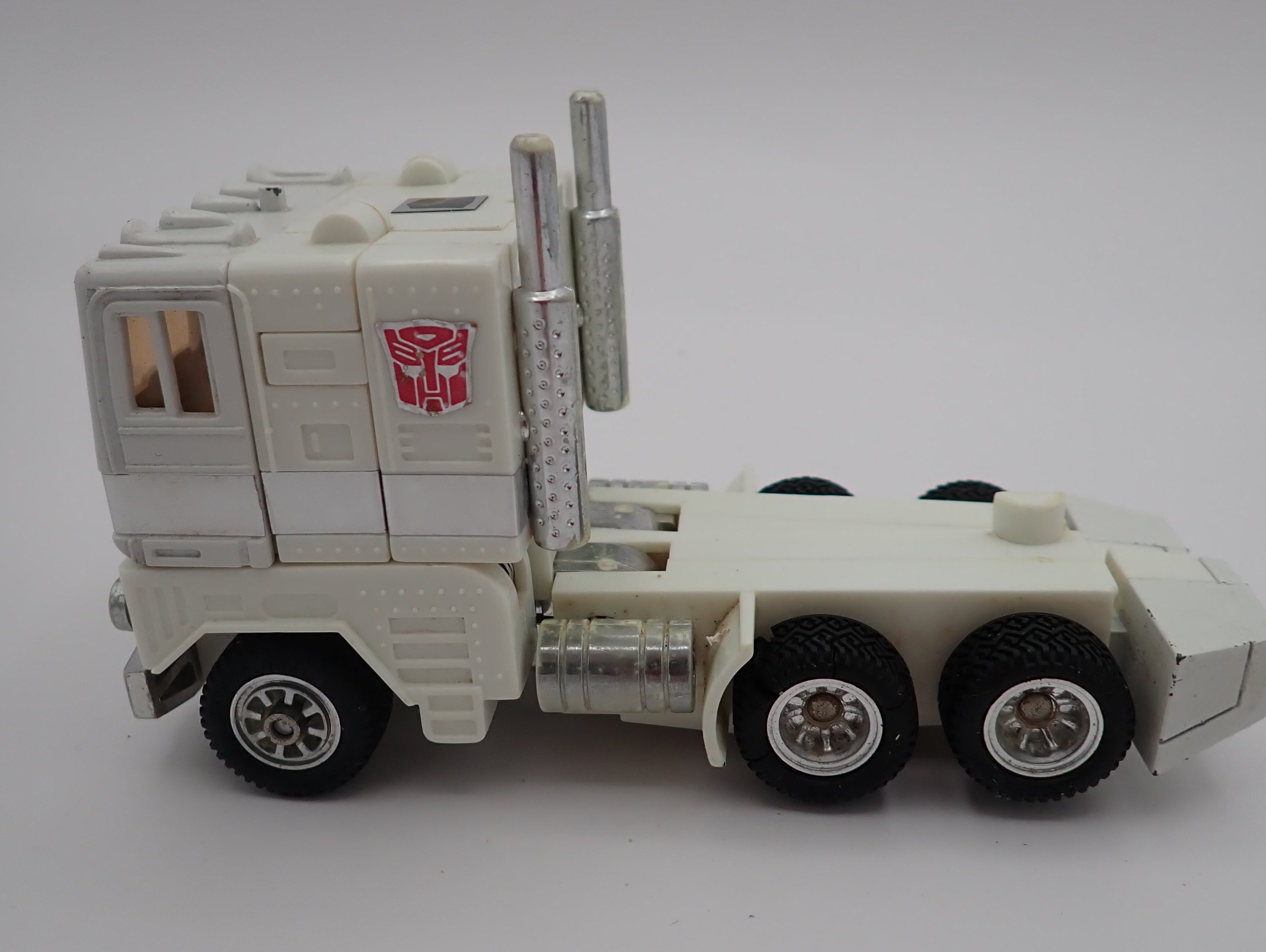 Ultra Magnus G1 1986 (INCOMPLETE)