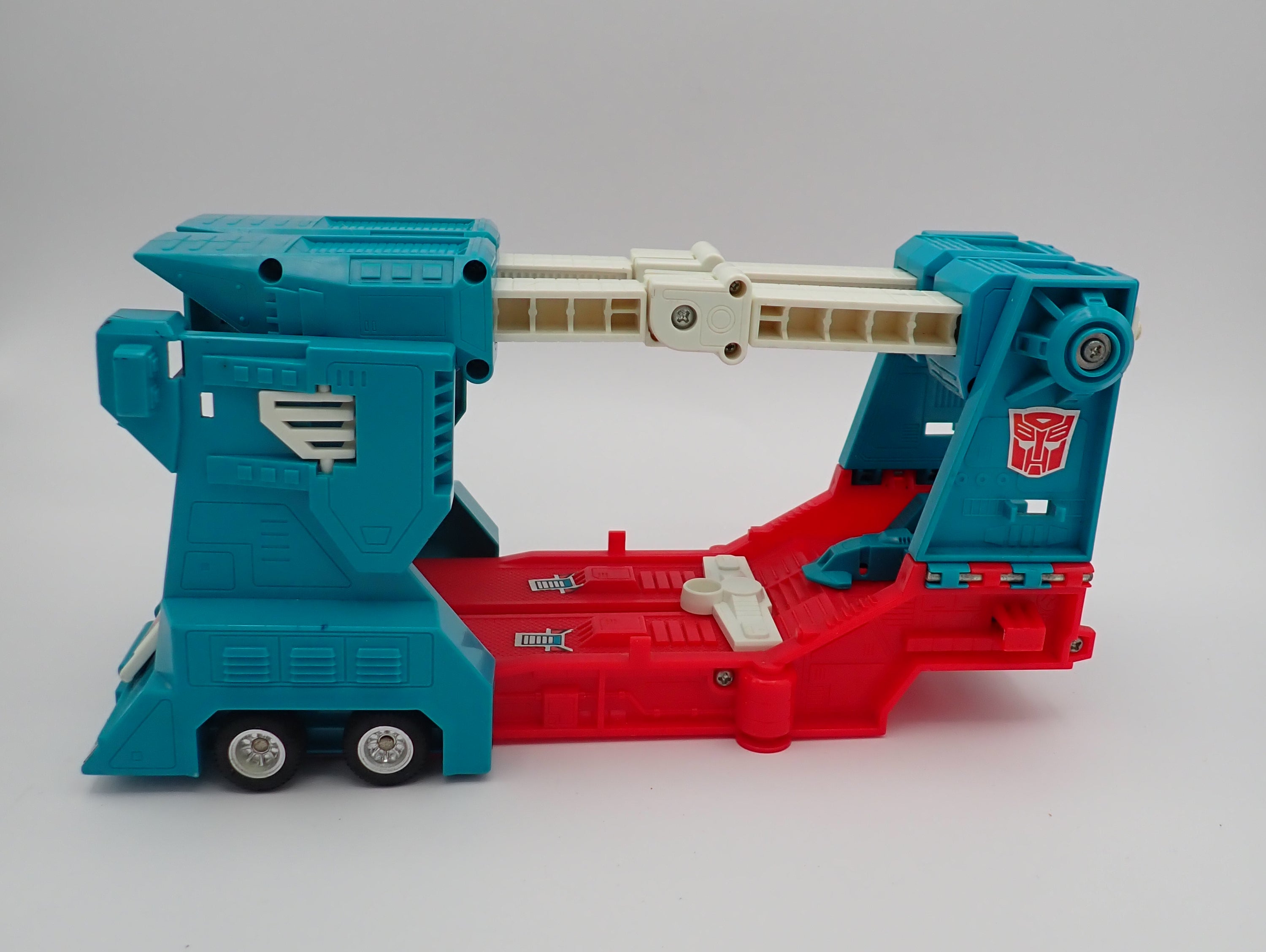 Ultra Magnus G1 1986 (INCOMPLETE)