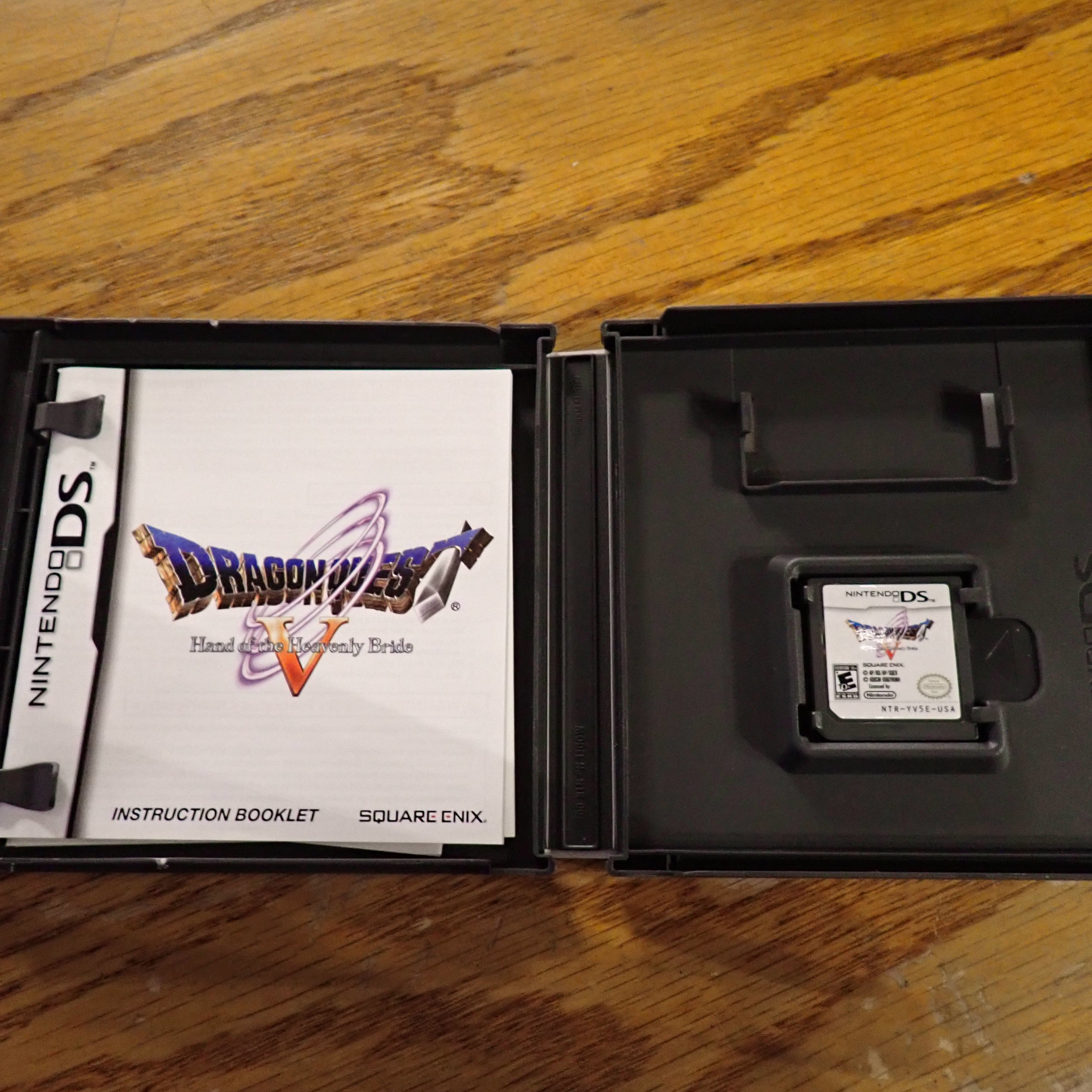 Dragon Quest V: Hand of the Heavenly Bride - DS