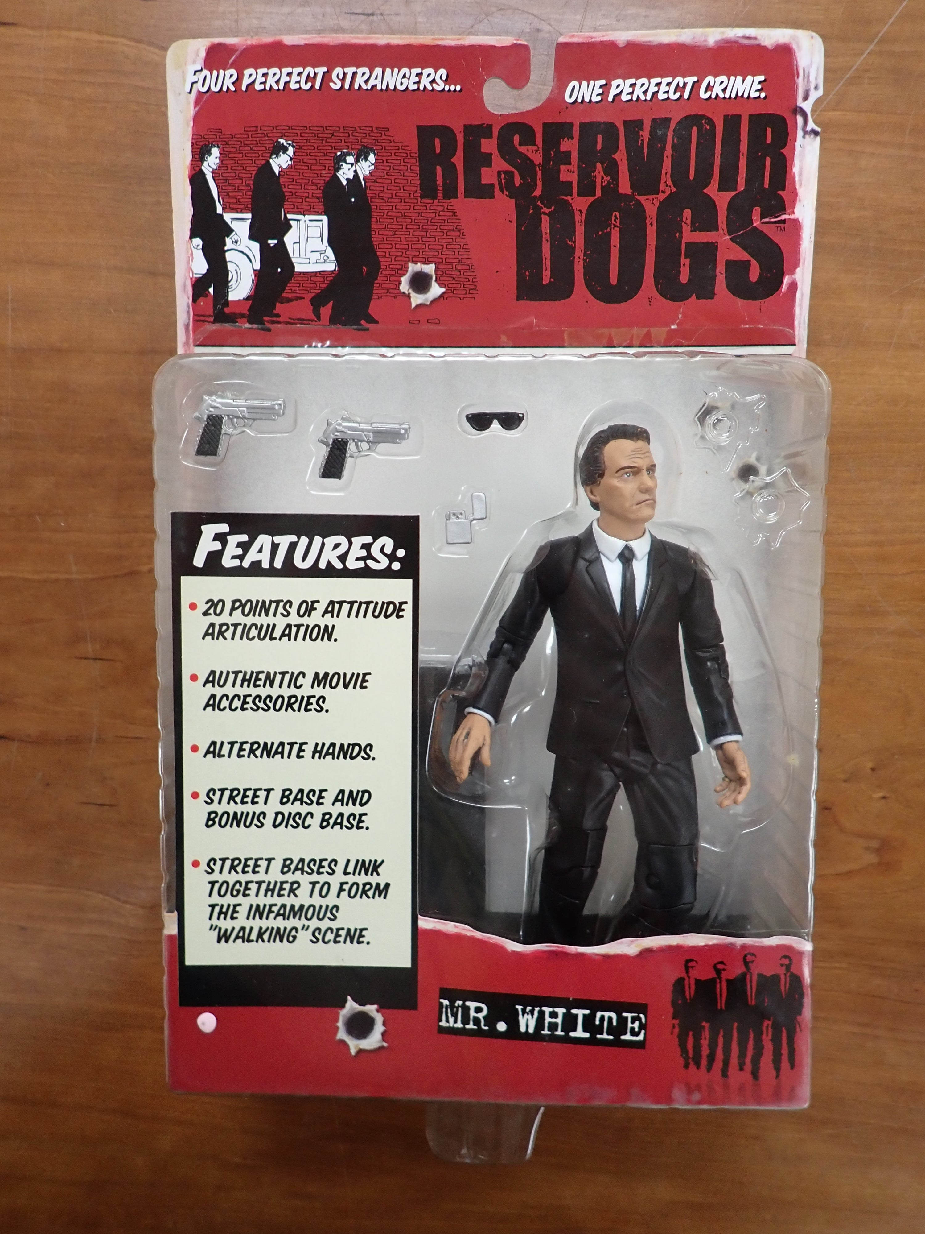 Mezco:  Reservoir Dogs - Mr. White