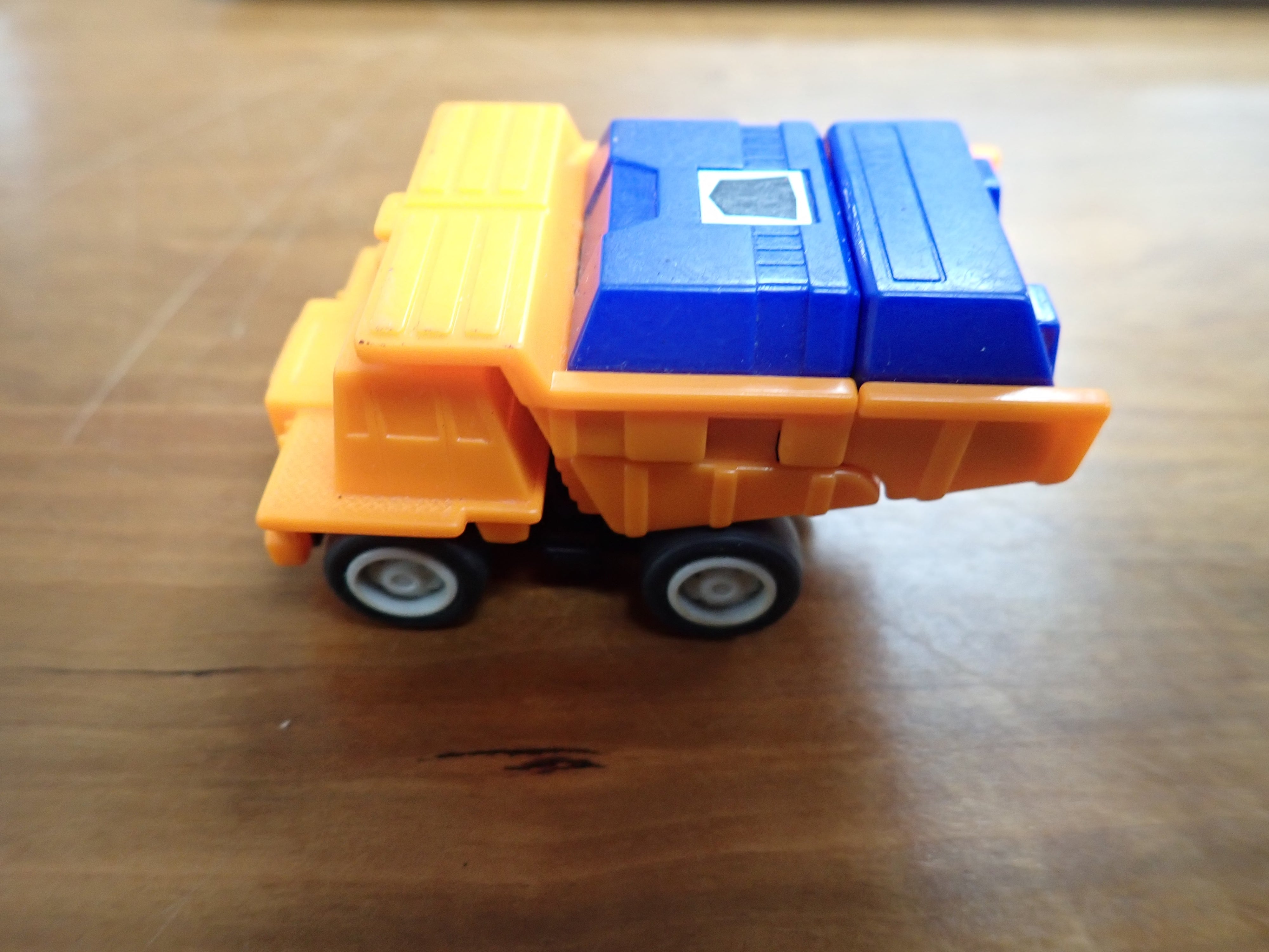 Wideload Throttlebot G1 1986