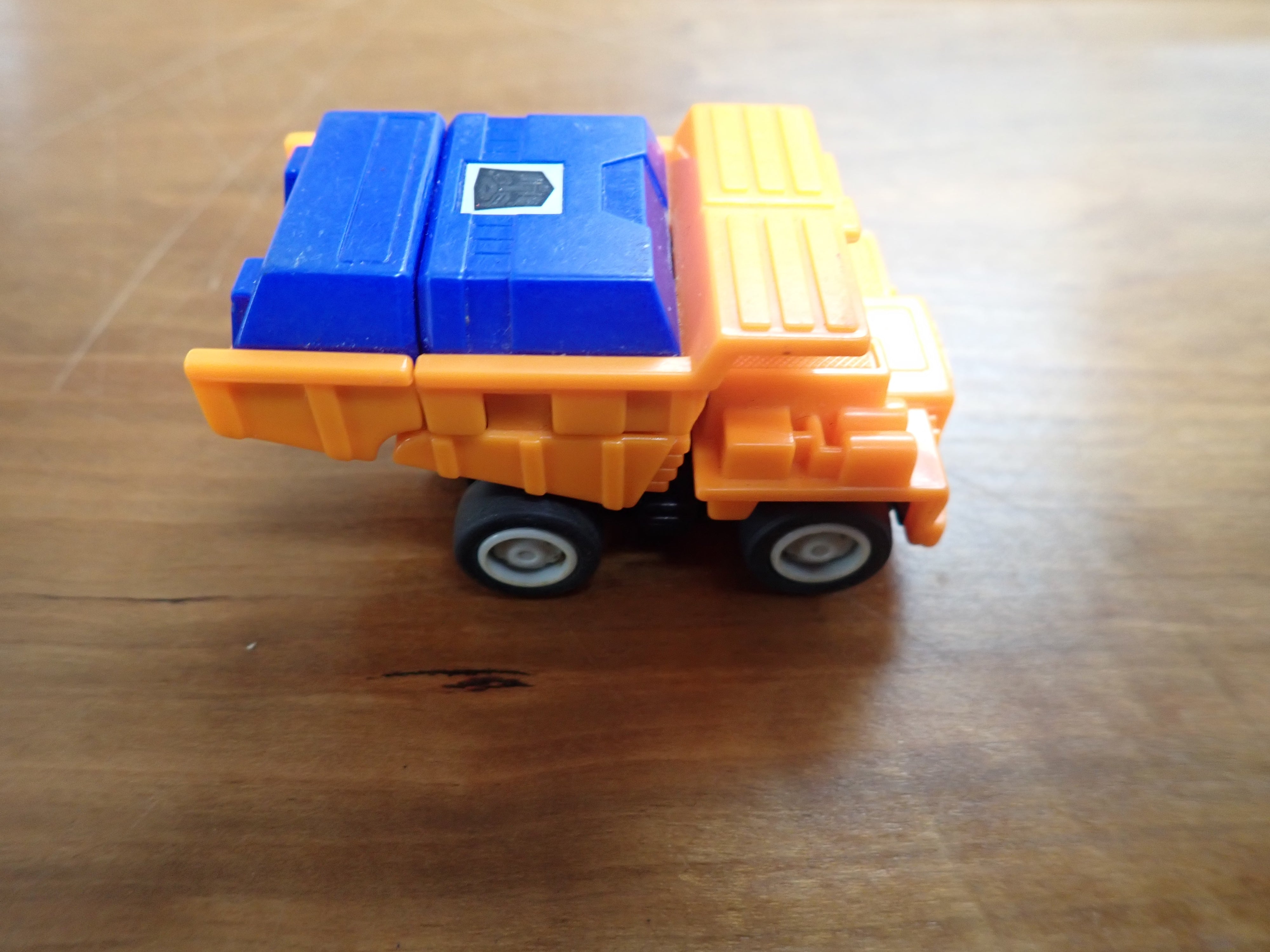 Wideload Throttlebot G1 1986