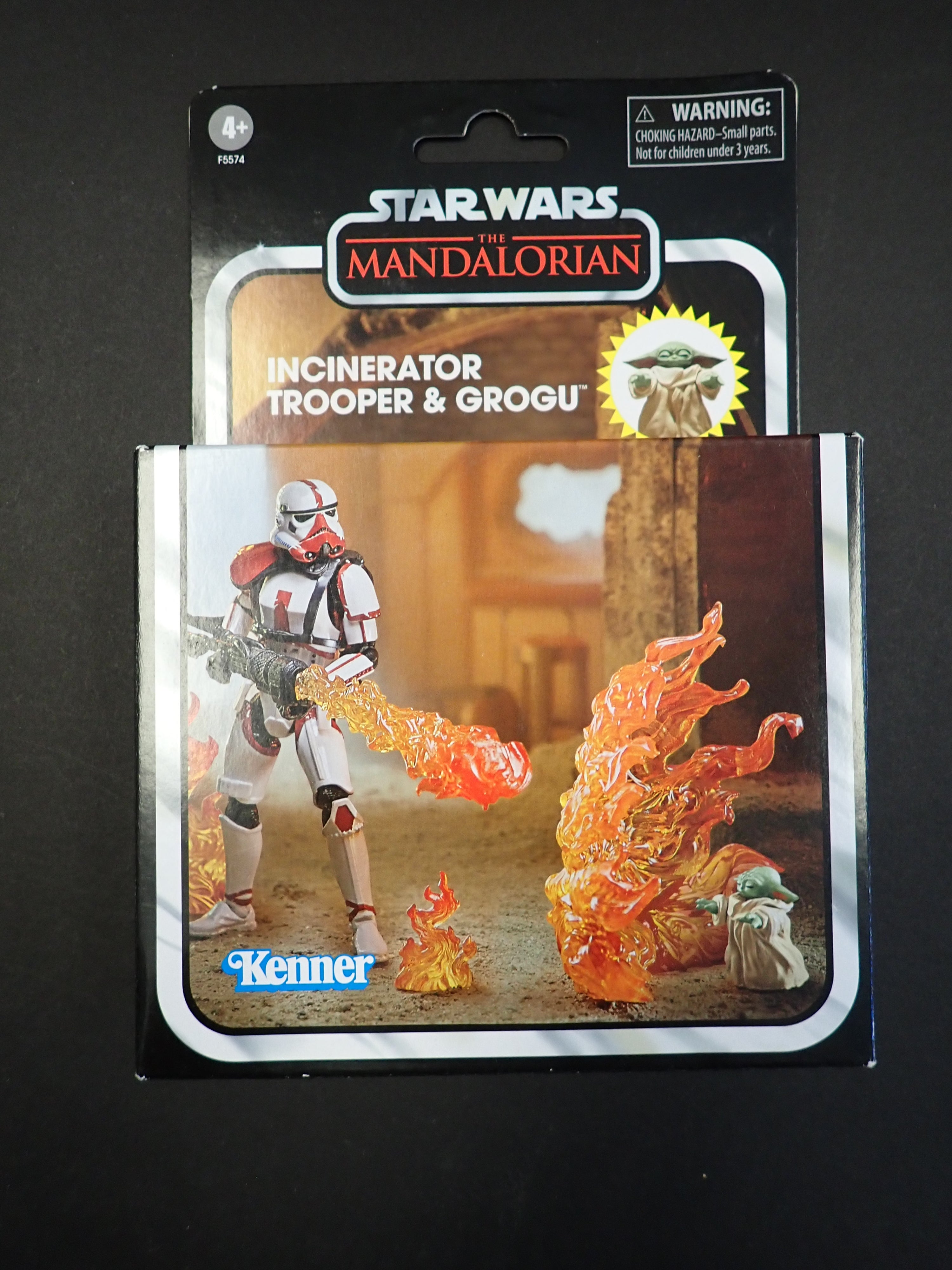 Star Wars - The Mandalorian - Incinerator Trooper & Grogu Kenner Figure
