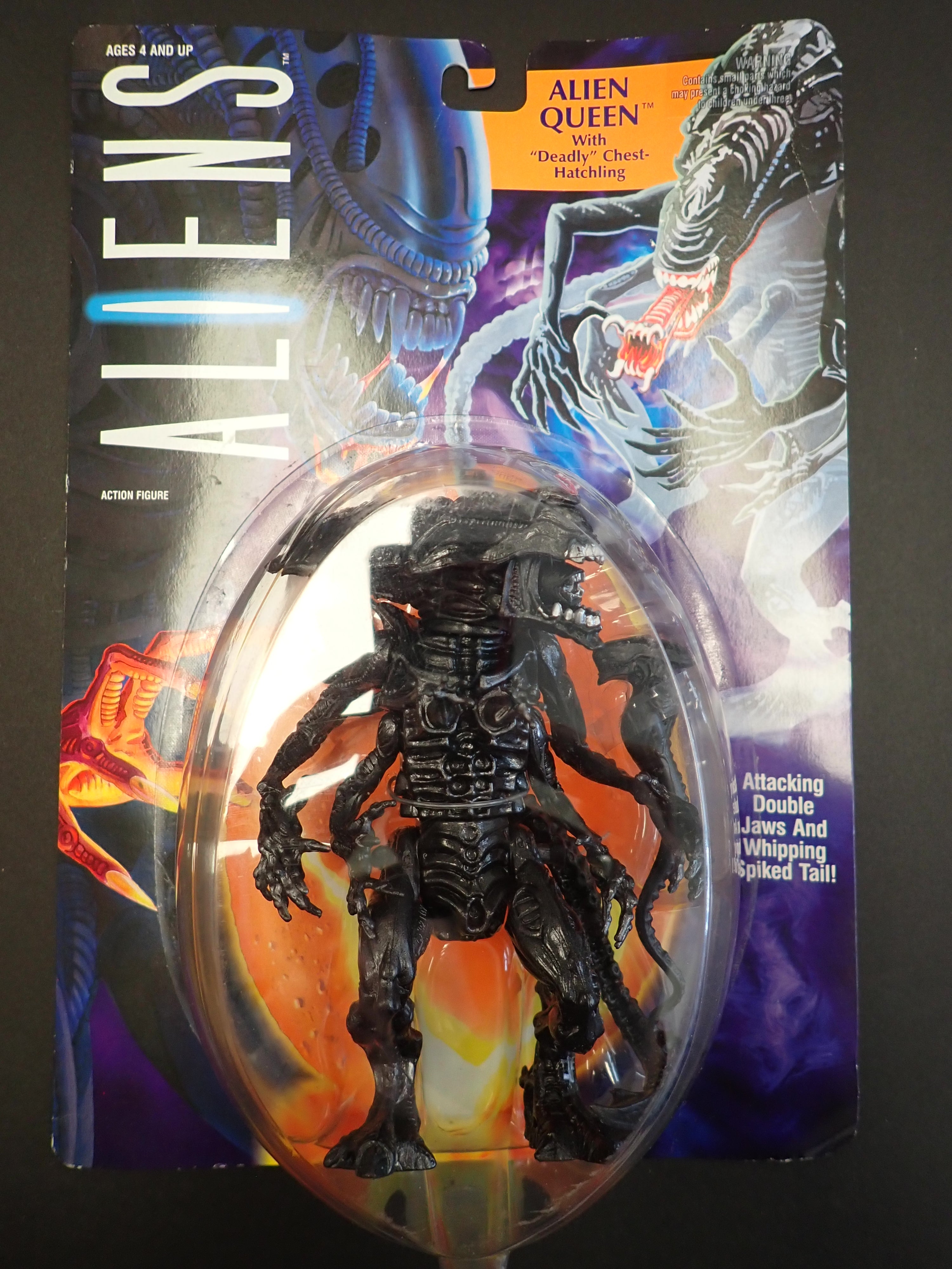 Alien Queen with "Deadly" Chest-Hatchling Figure