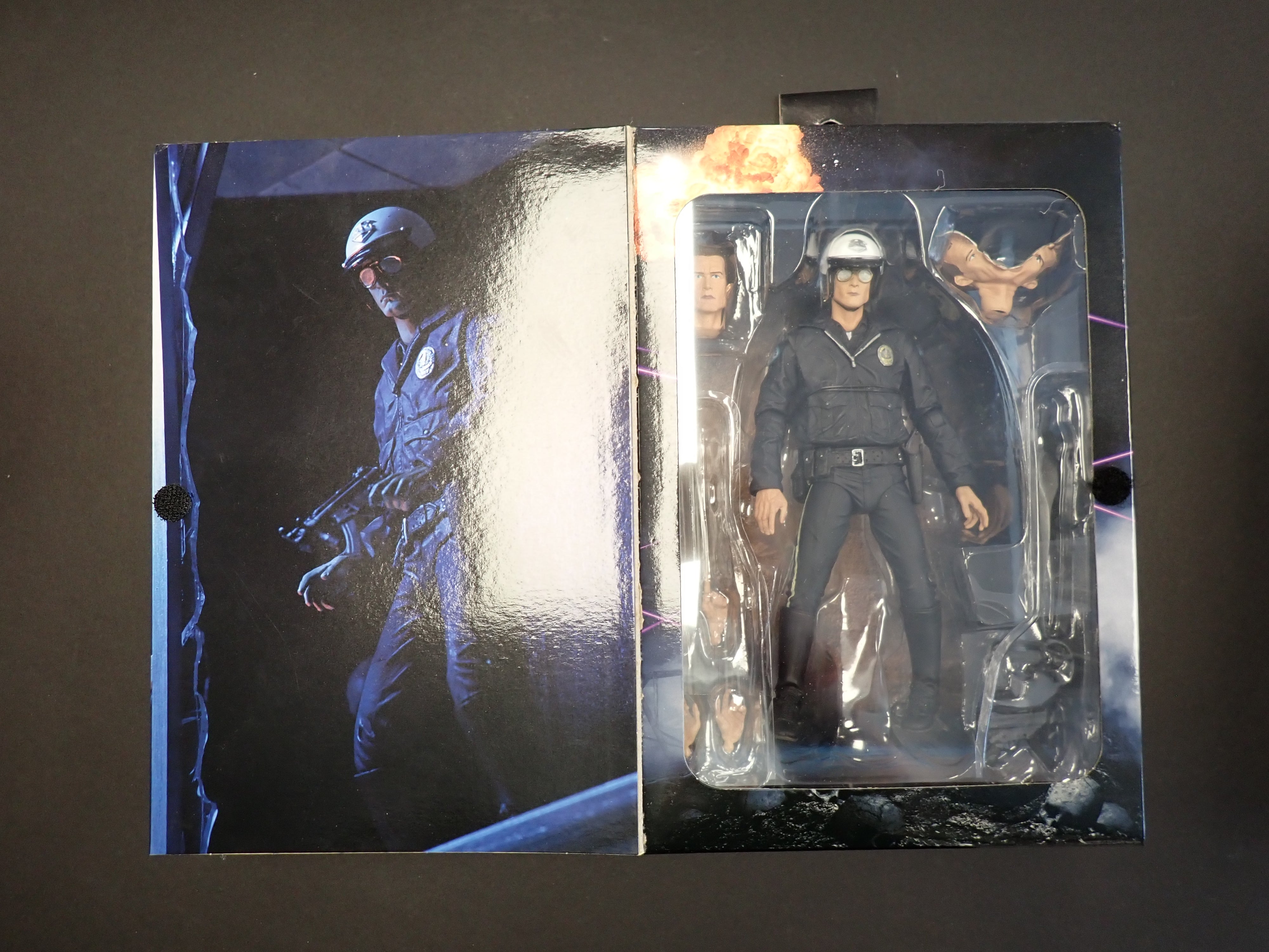 Terminator 2 Judgement Day T-1000 Motorcycle Cop Neca Figure
