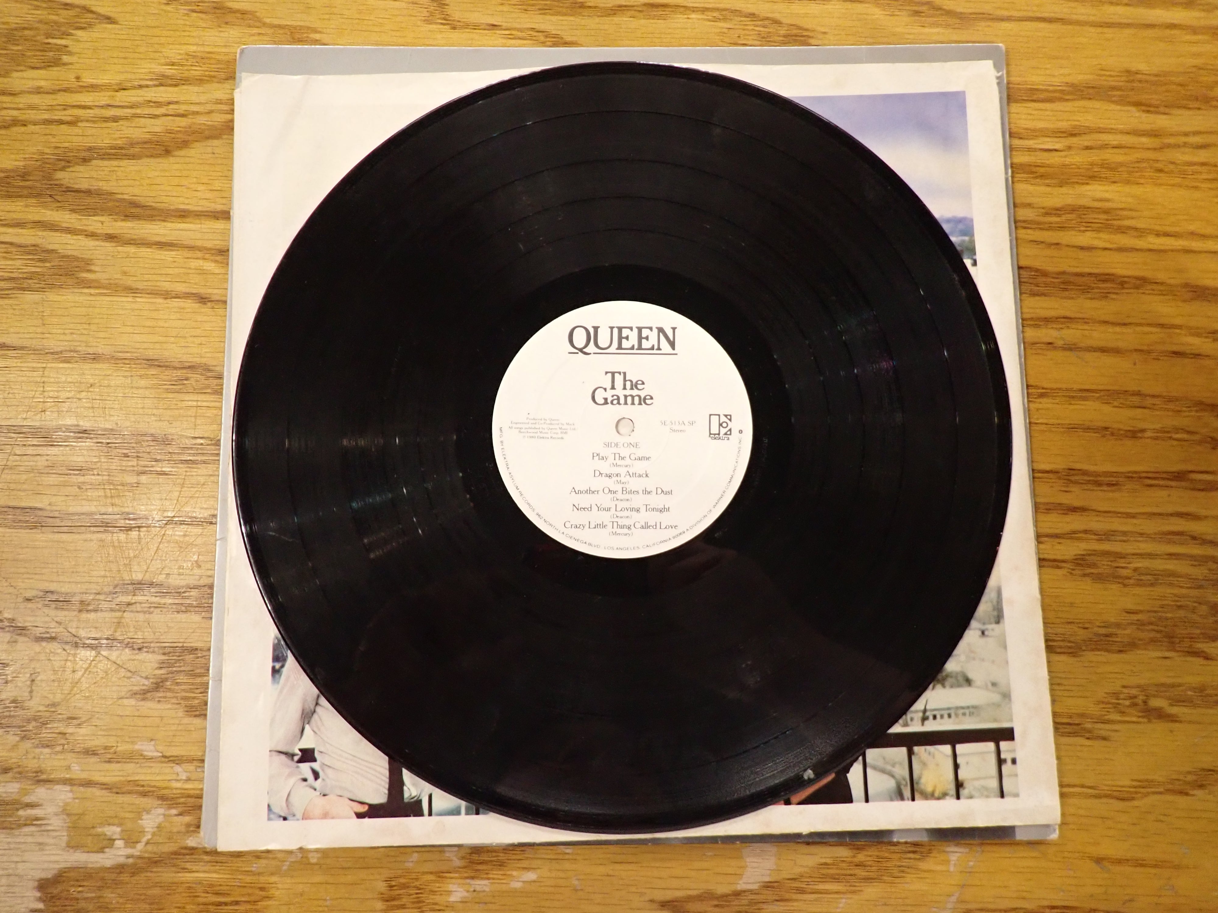Queen - The Game