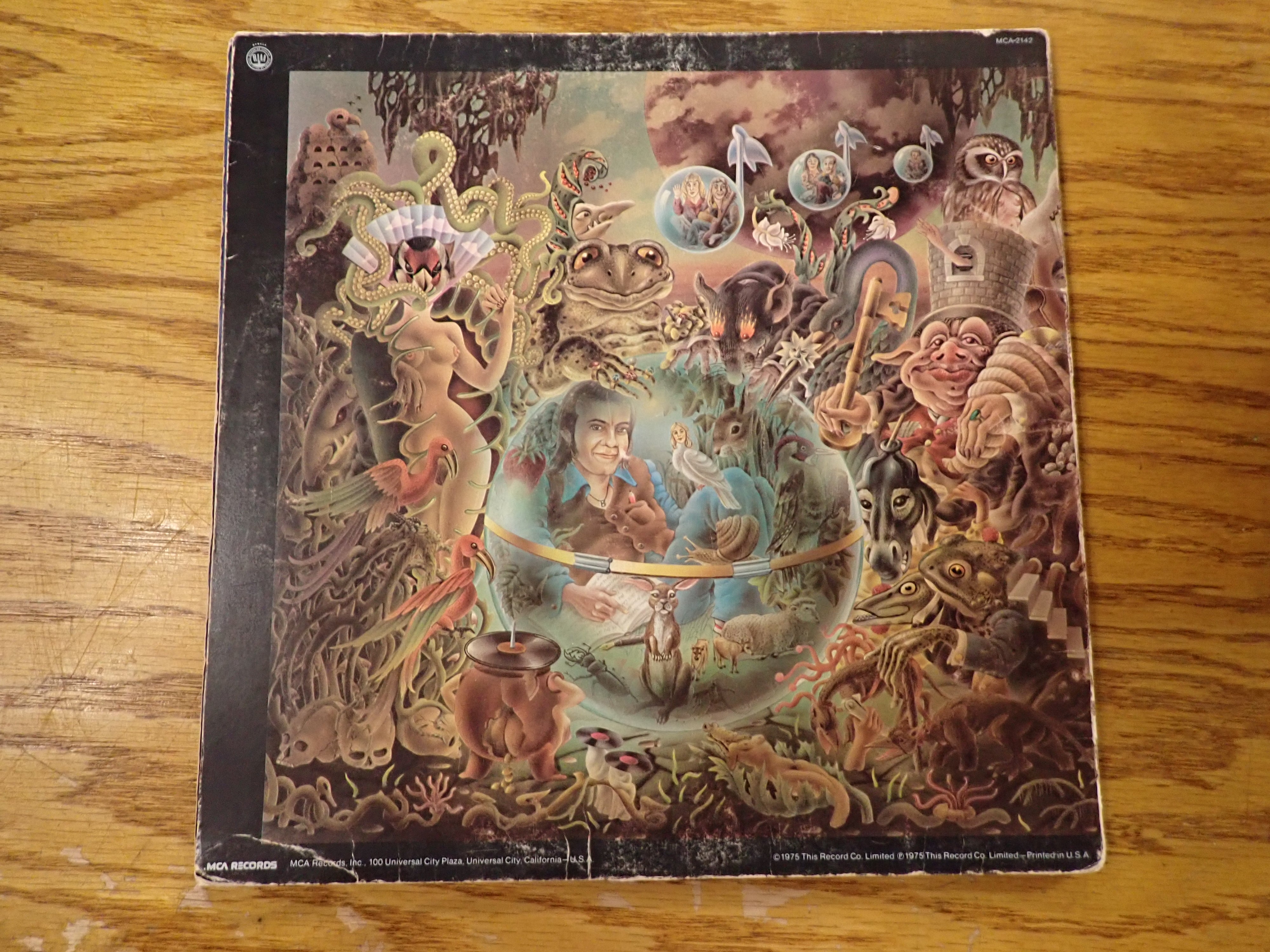 Elton John - Captain Fantastic and the Brown Dirt Cowboy