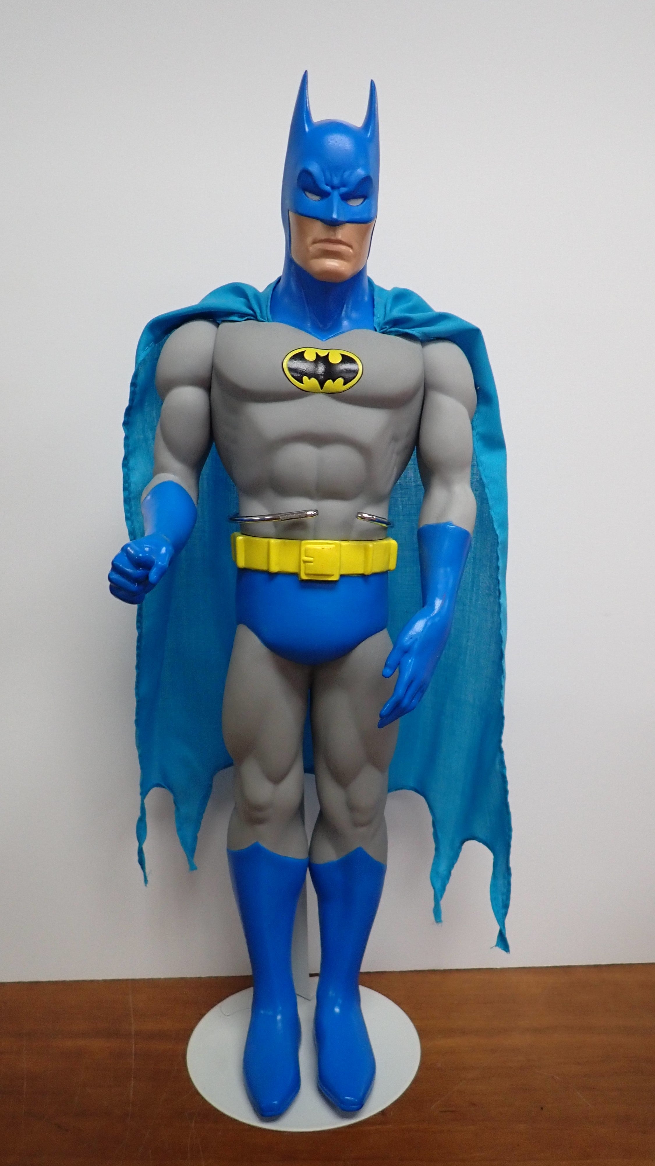 Batman Figure 15'