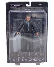 Det. Jim Gordon - Gotham "Before the Legend" Figure