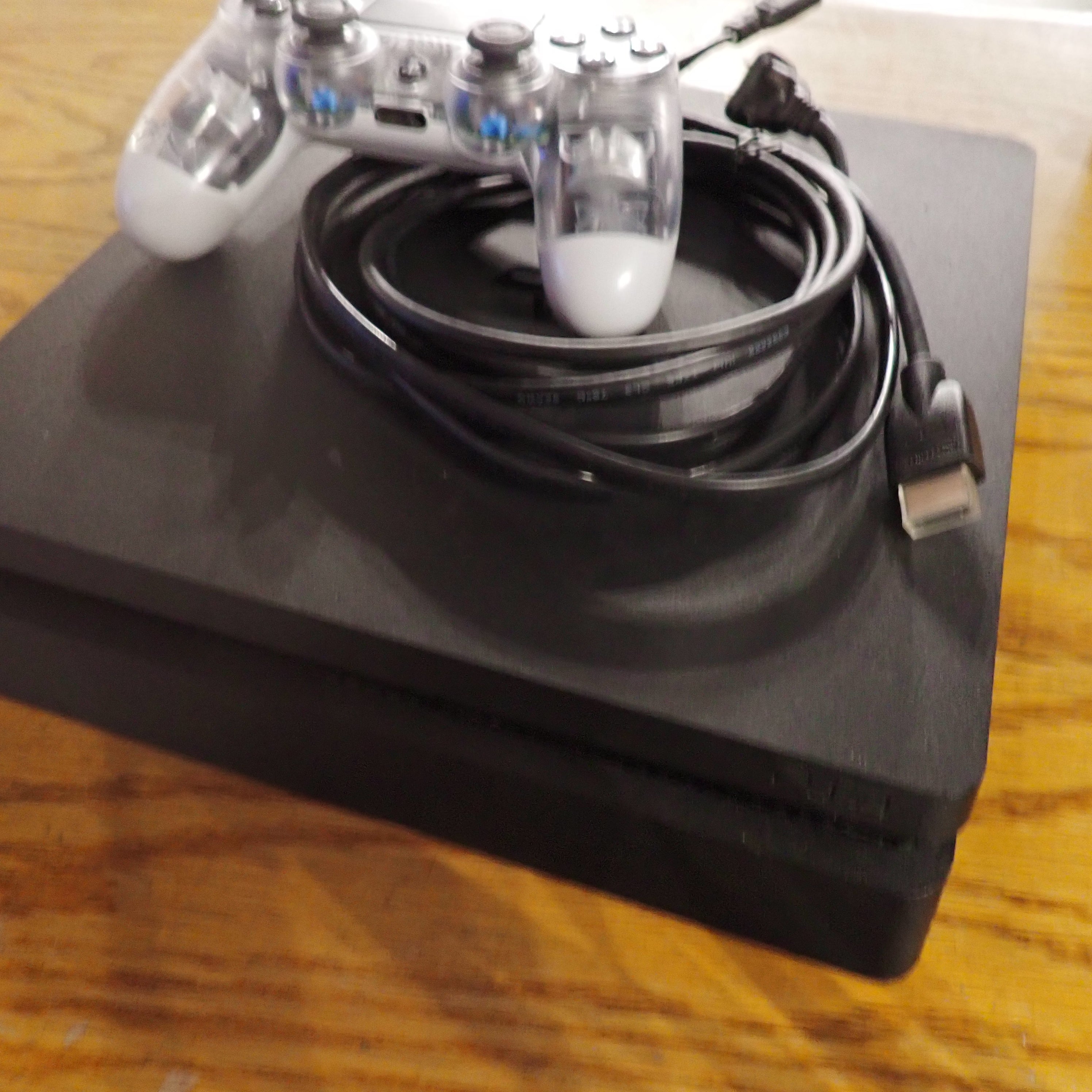 PS4 Console Slim - Black