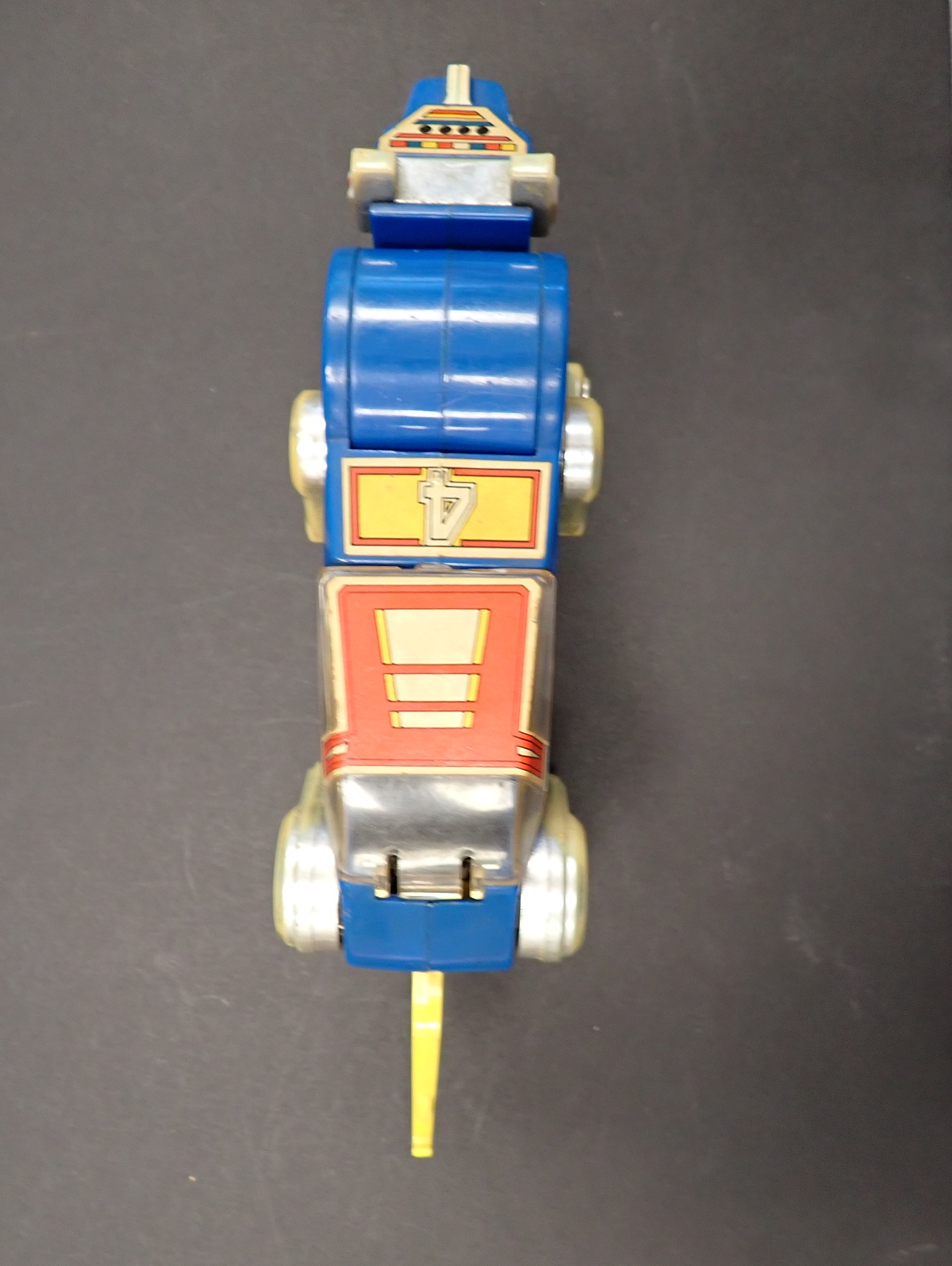 1984 Voltron GoLion Force Defender of the Universe Panosh Place (INCOMPLETE)