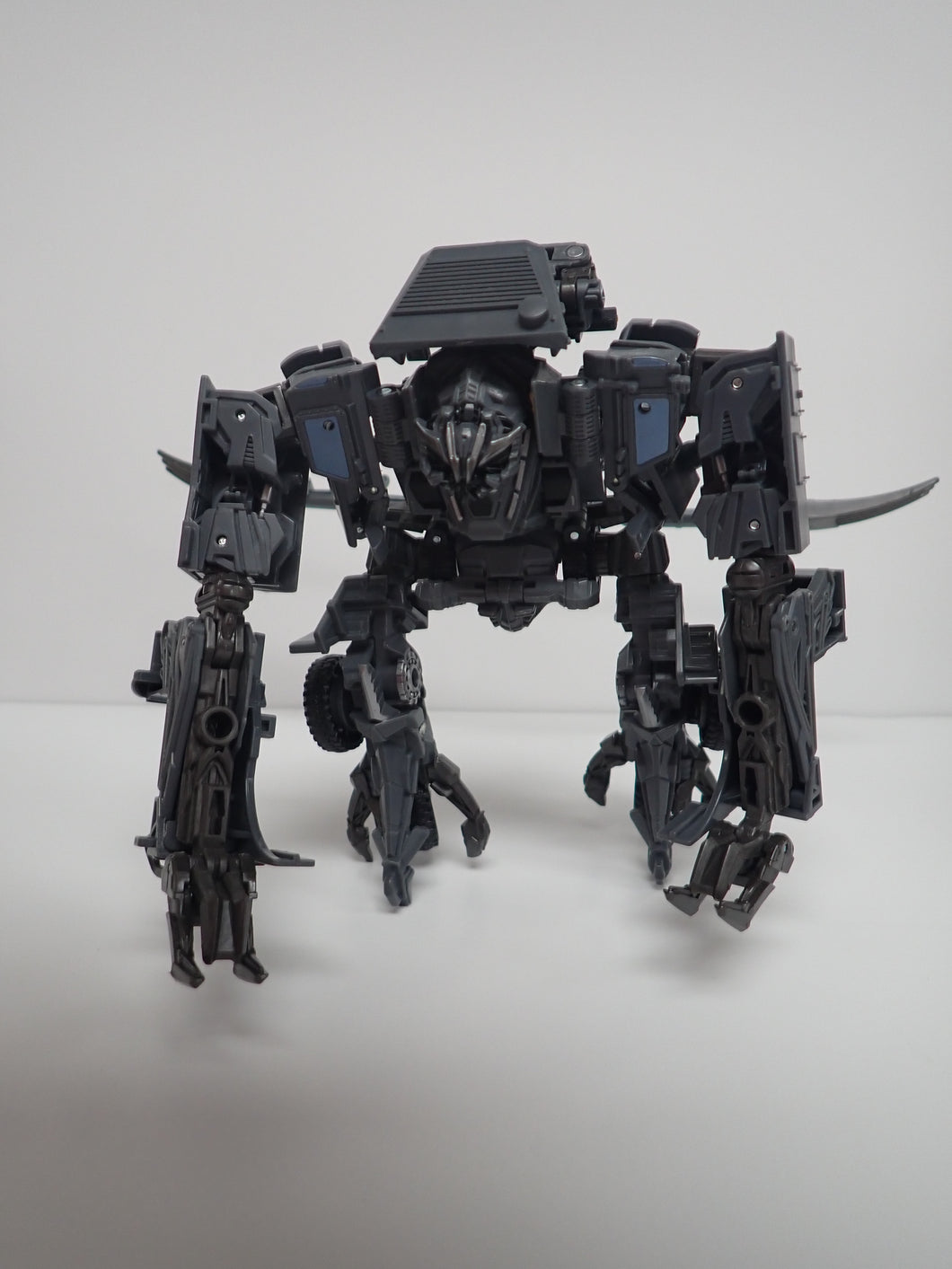 Transformers Studio Series Bone Crusher