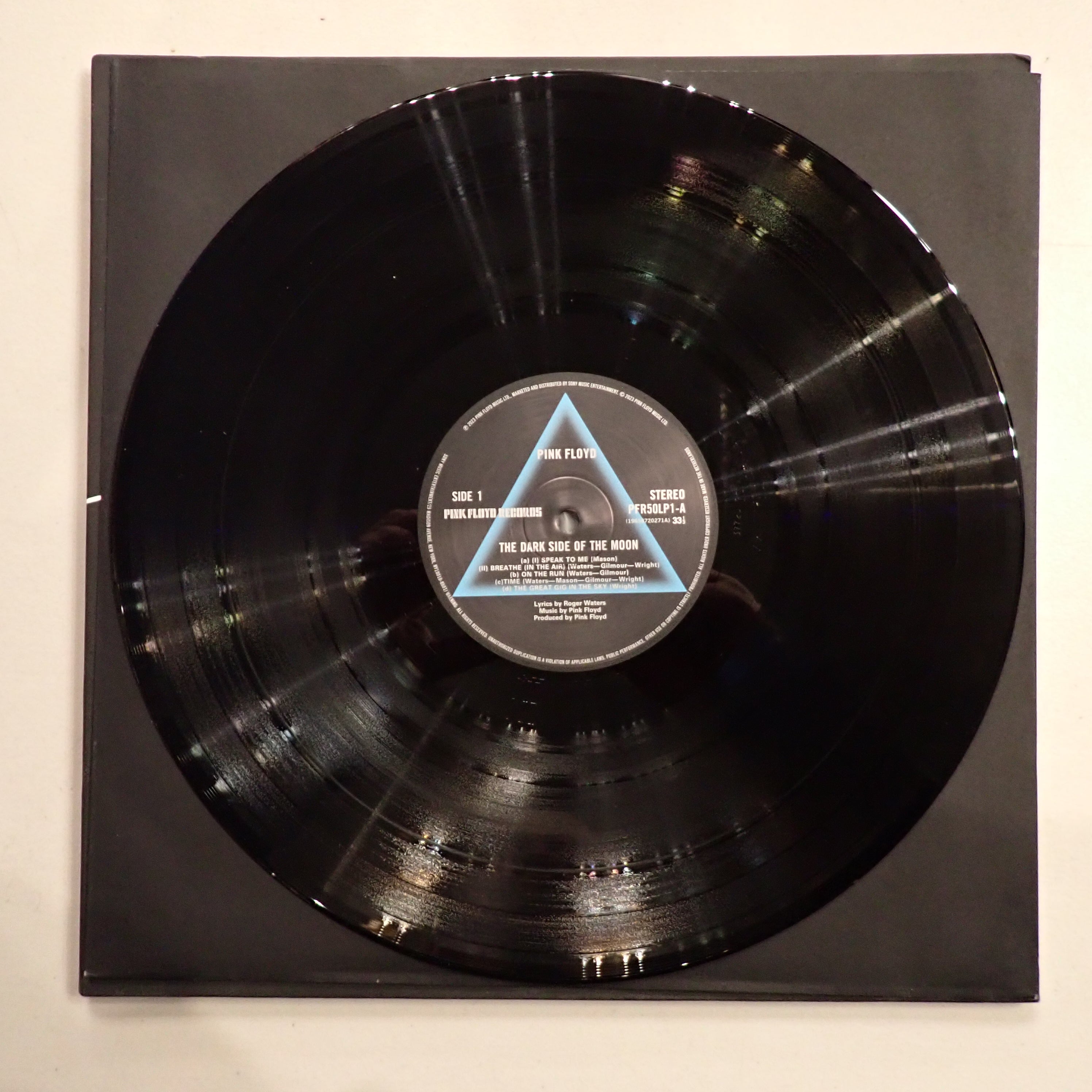 Pink Floyd - The Dark Side Of The Moon